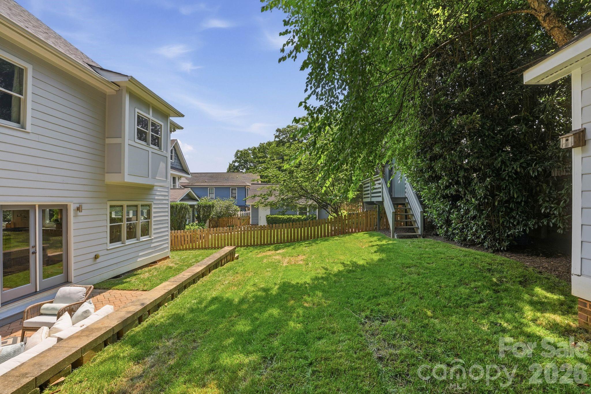 2013 Victorian Place Property Photo 36