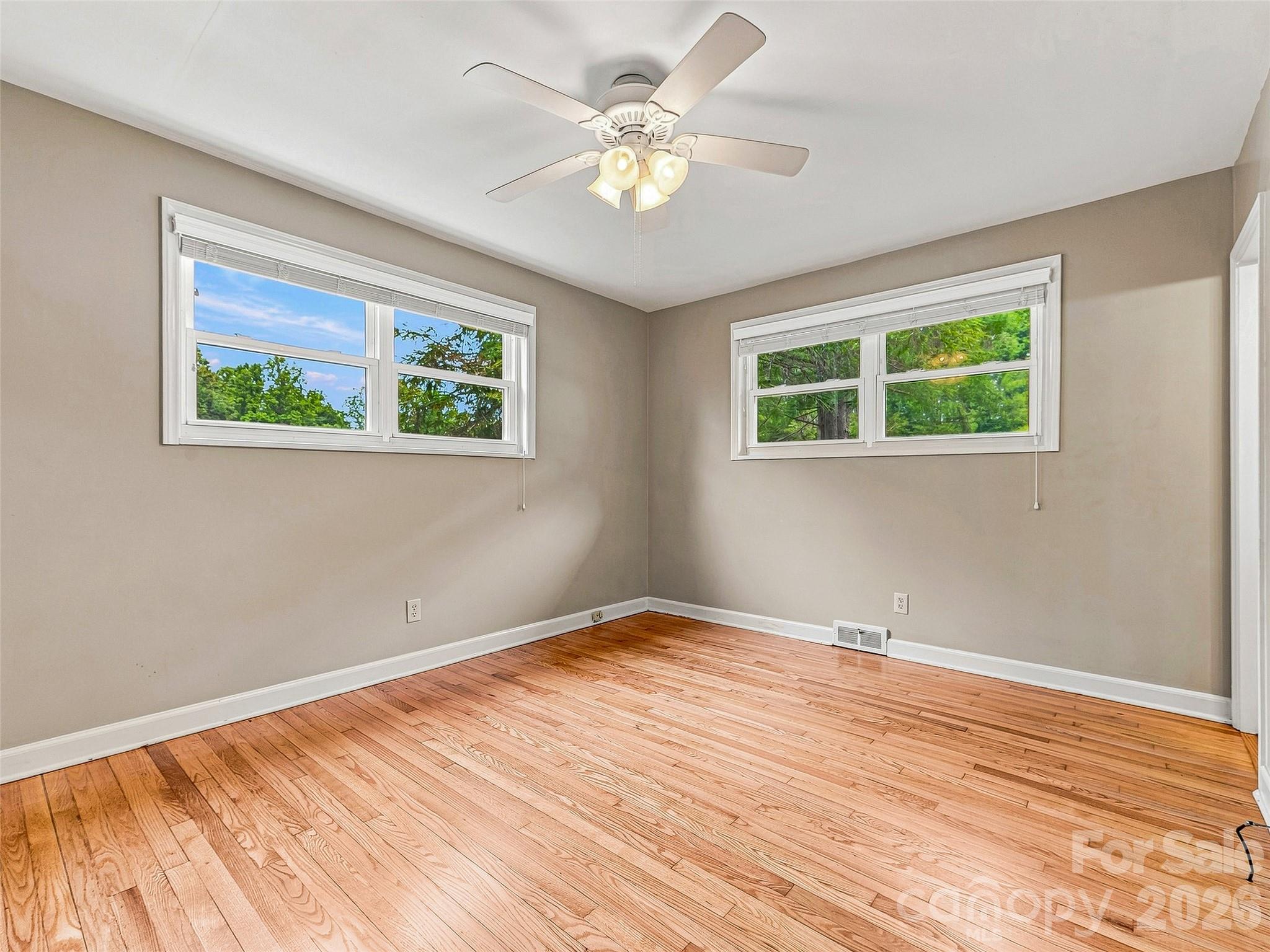 320 Kendale Court Property Photo 17
