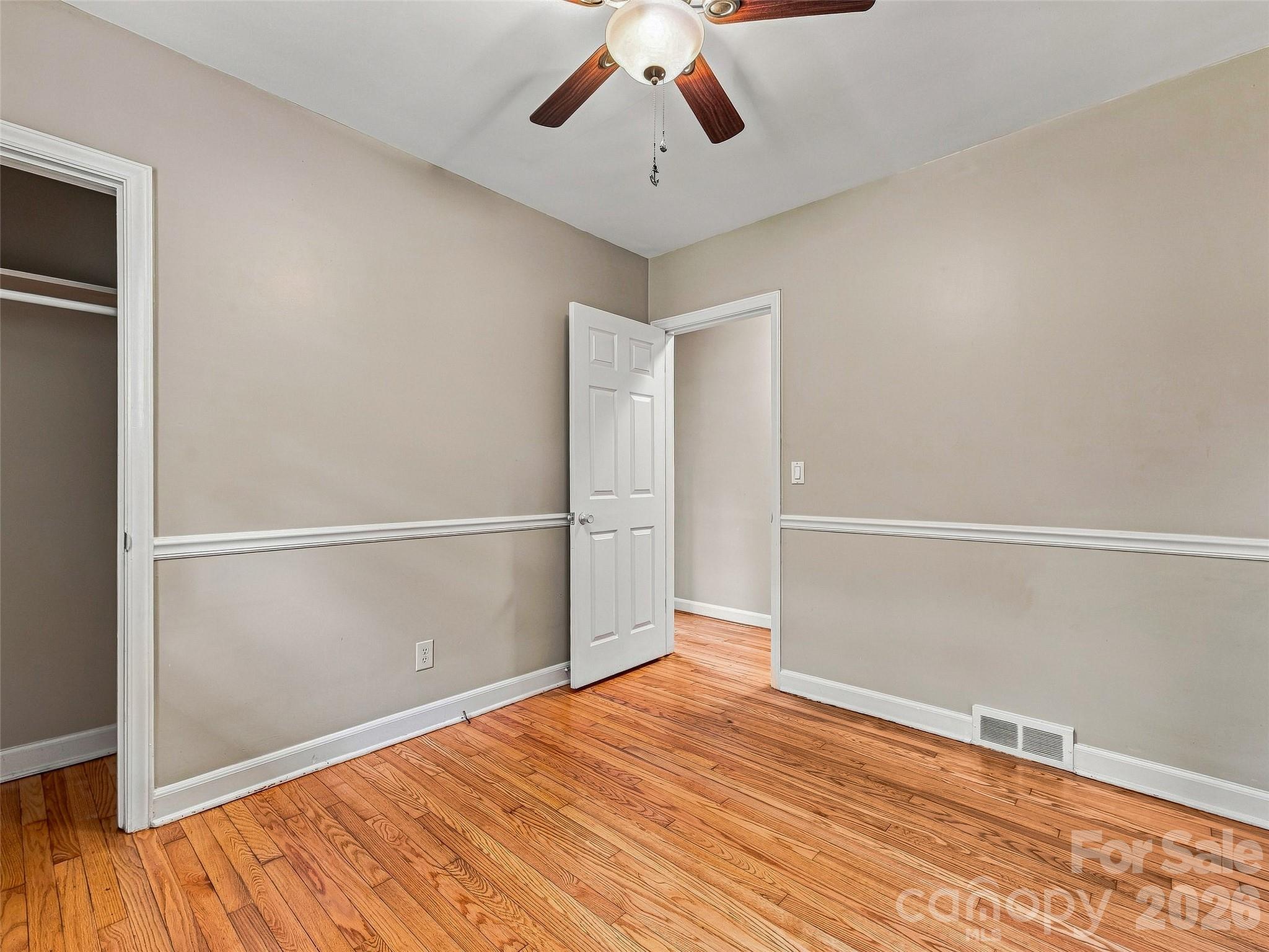 320 Kendale Court Property Photo 22