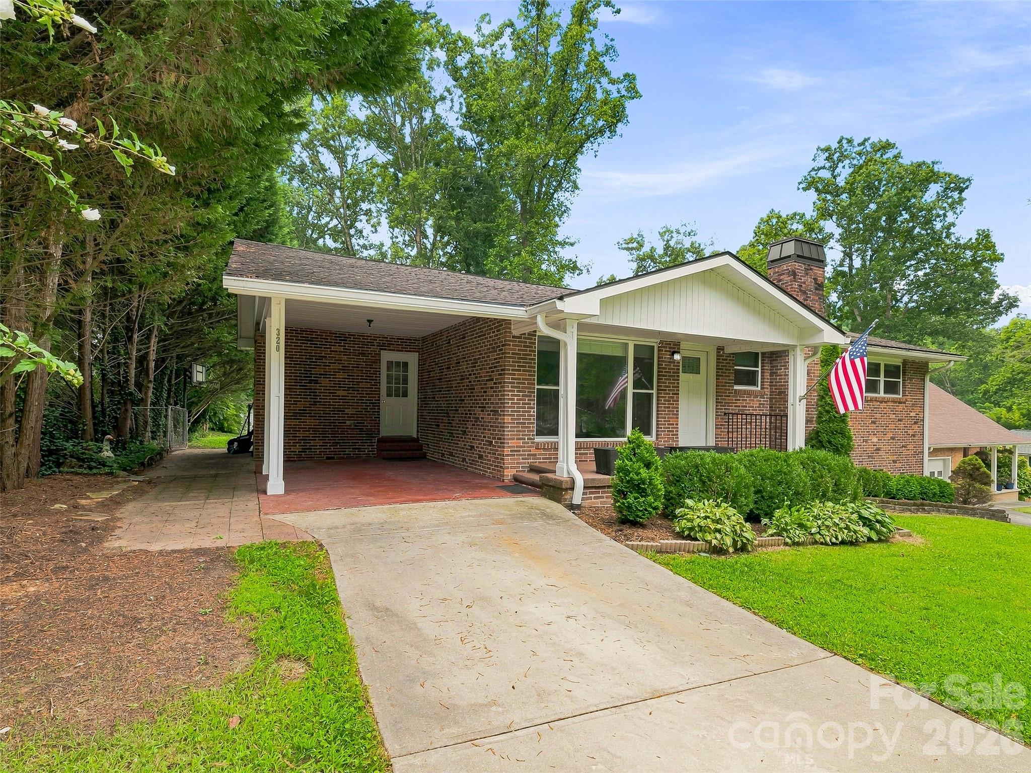 320 Kendale Court Property Photo 24