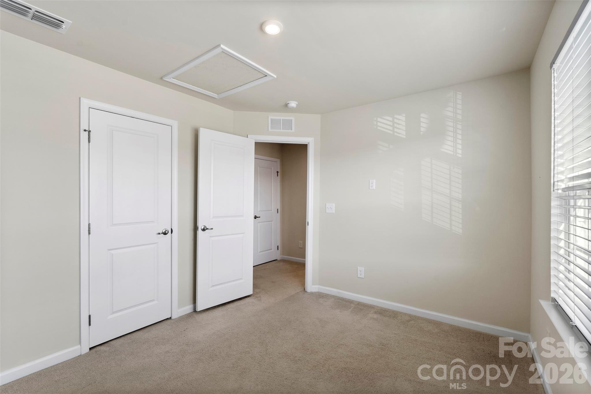 1332 Lena Street Property Photo 27