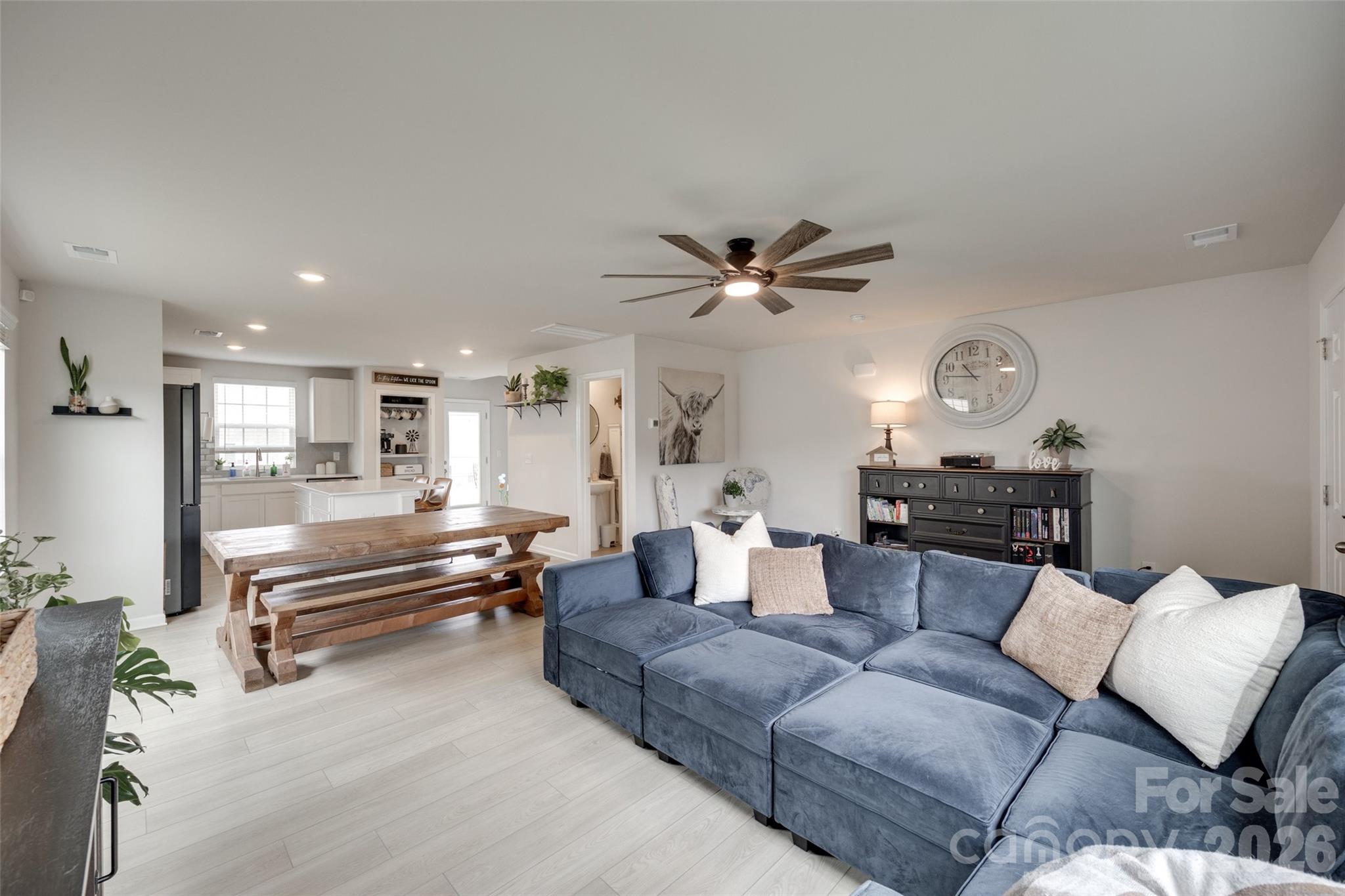 1208 Old Fort Drive Property Photo 3