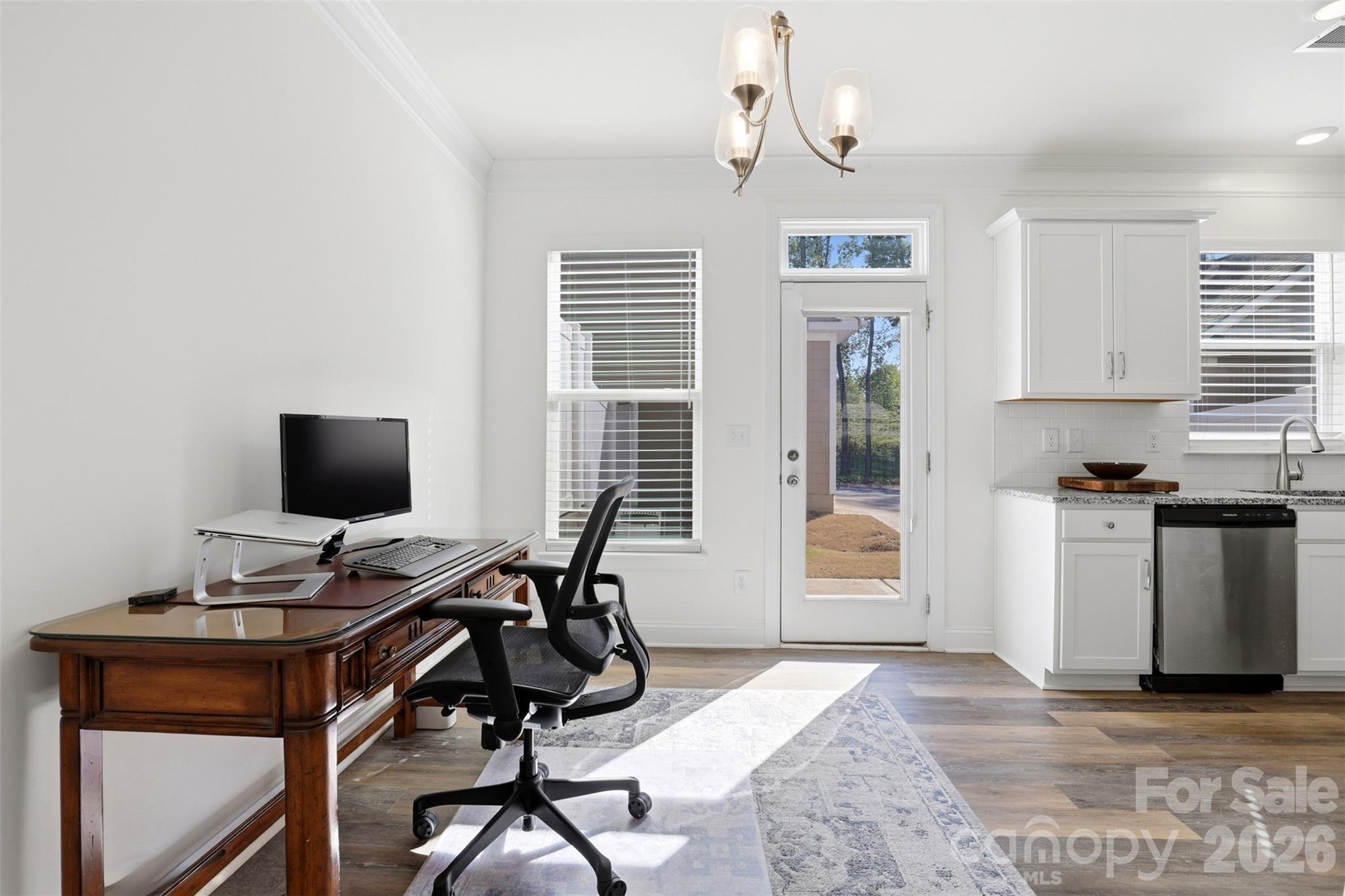 1008 Township Parkway Property Photo 6