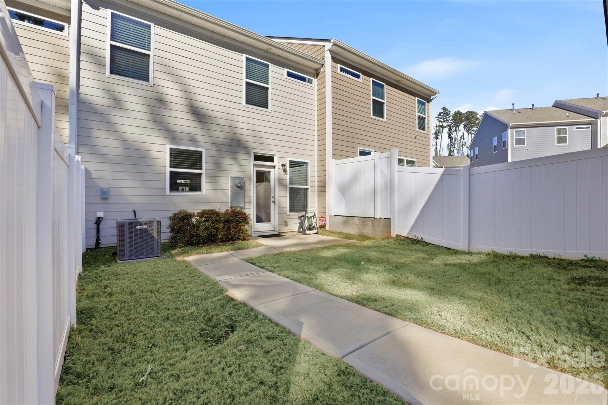 1008 Township Parkway Property Photo 15