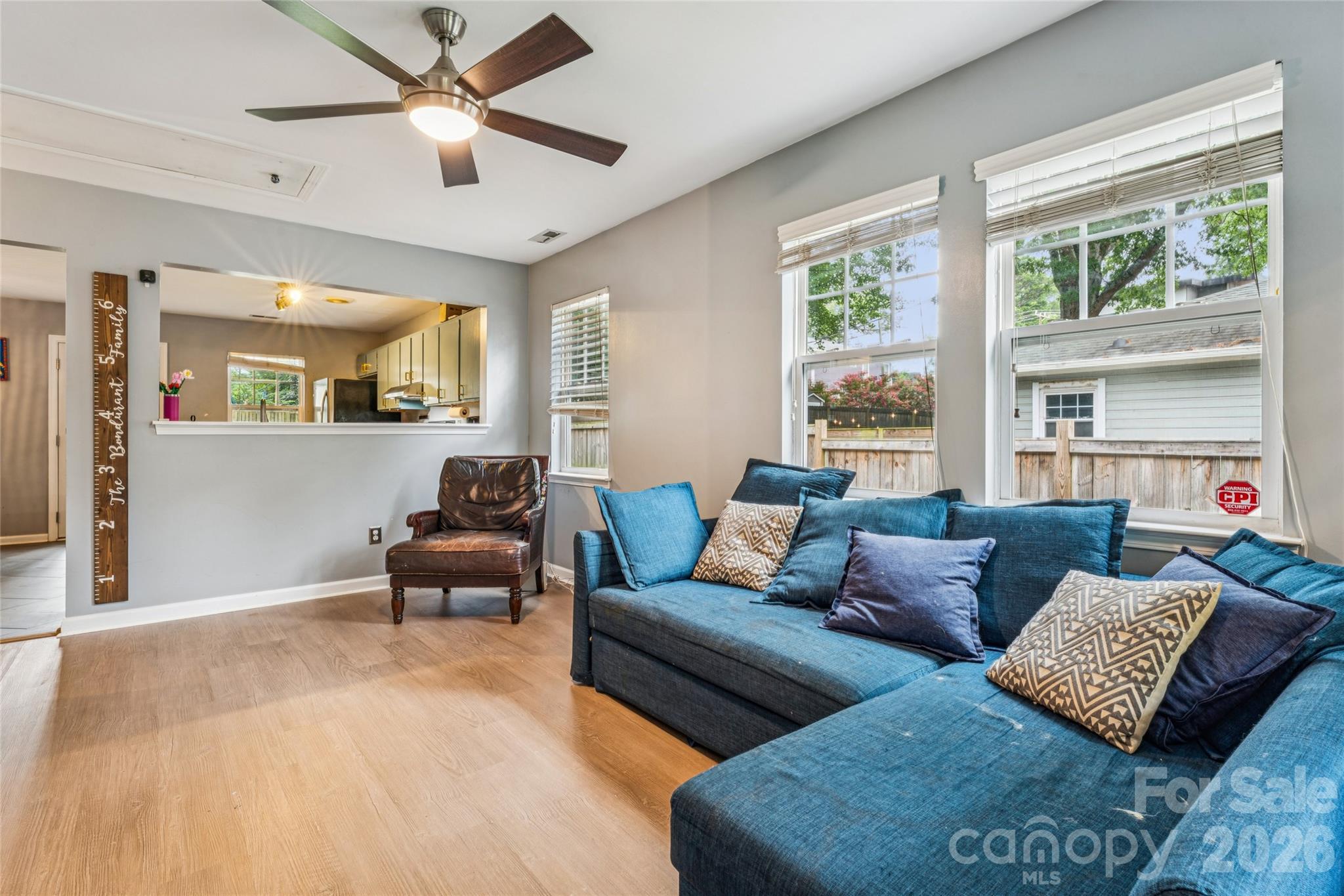 114 N Turner Avenue Property Photo 4