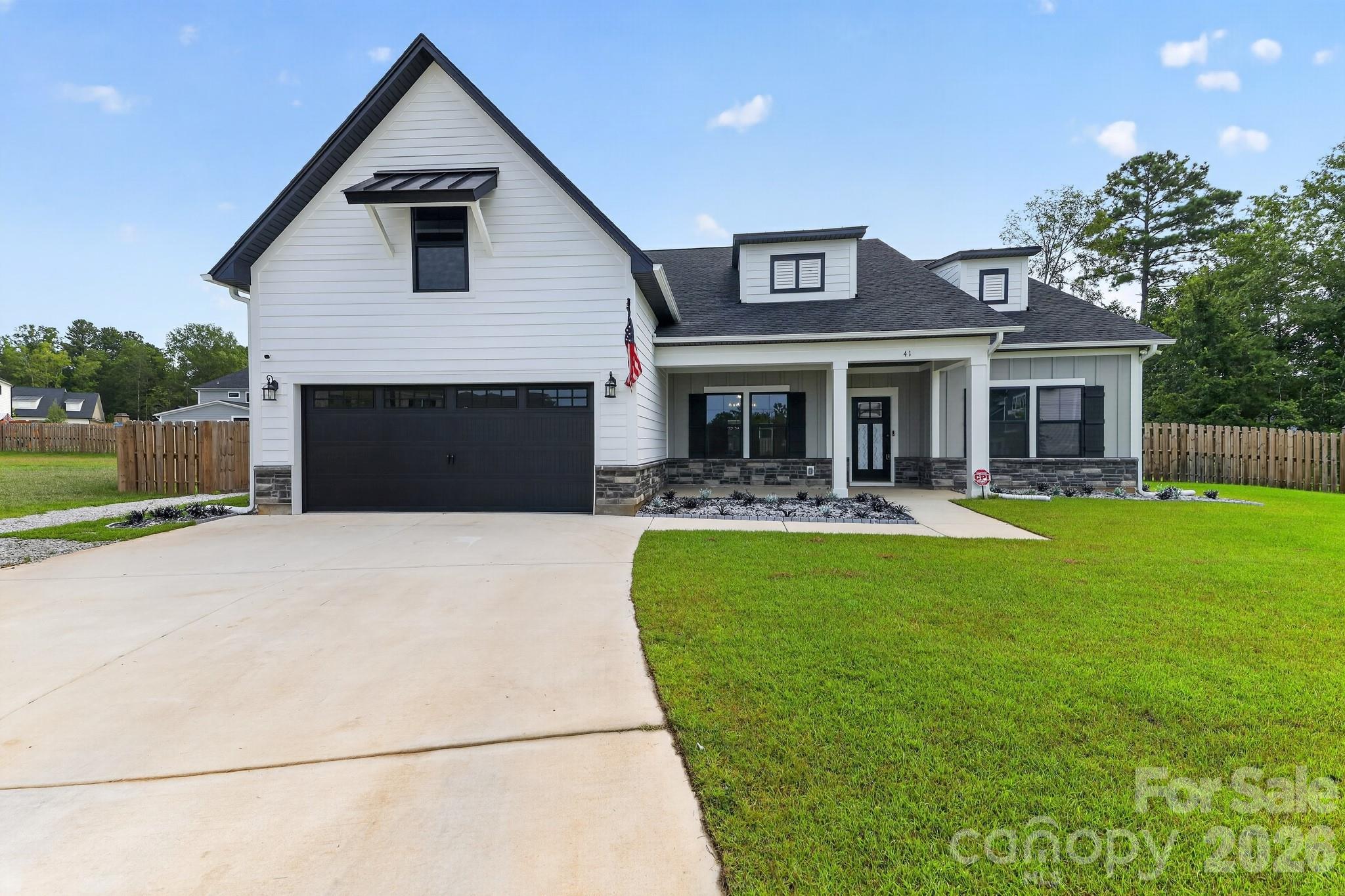 41 Elk Run Court Property Photo 2