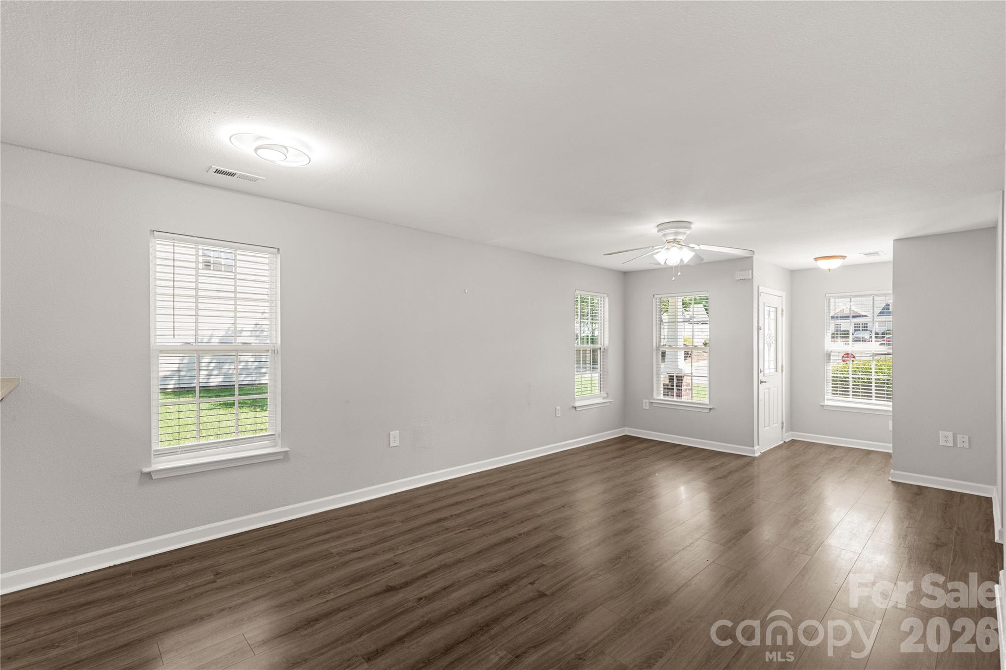 952 Olde Towne Way Property Photo 12