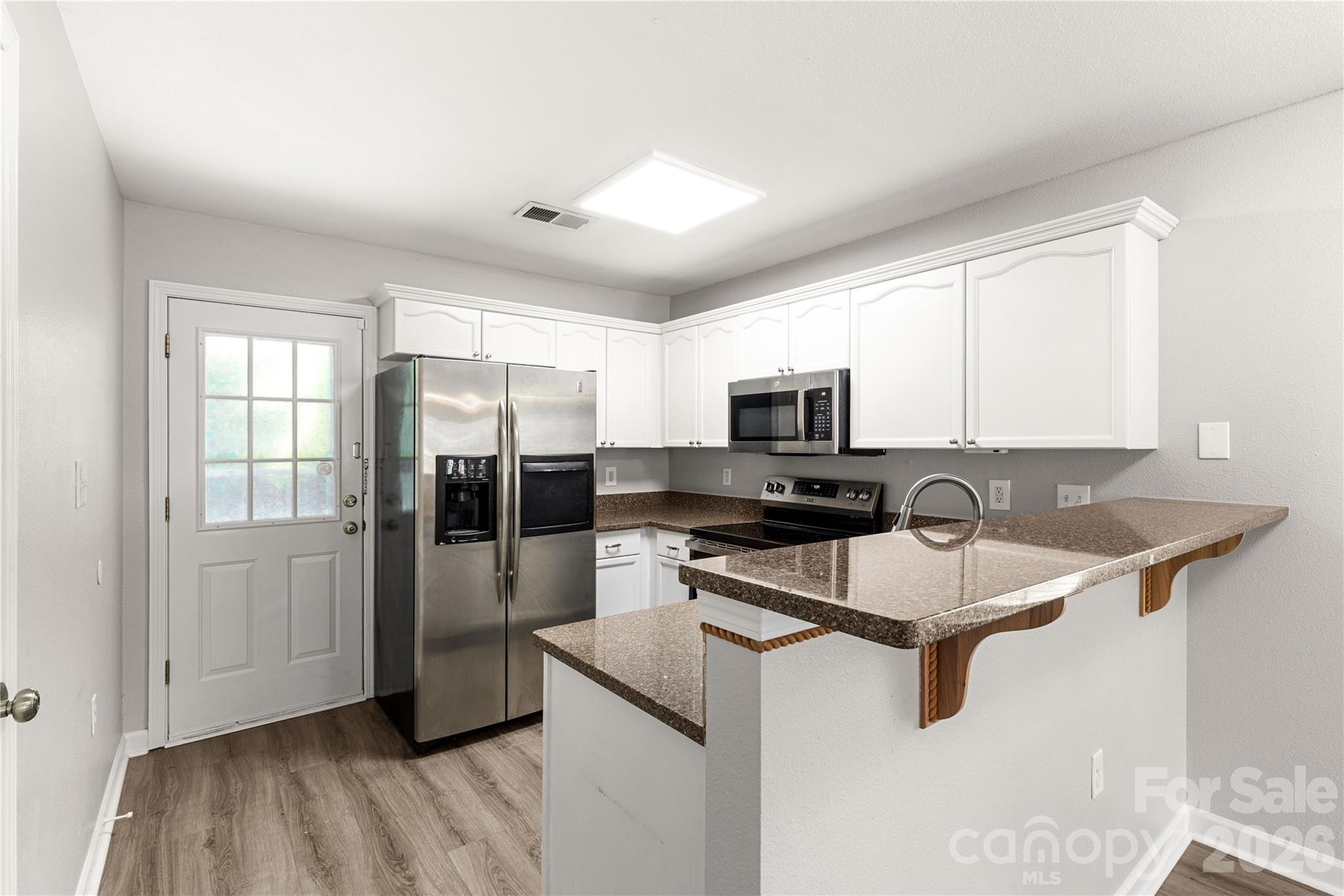 952 Olde Towne Way Property Photo 13