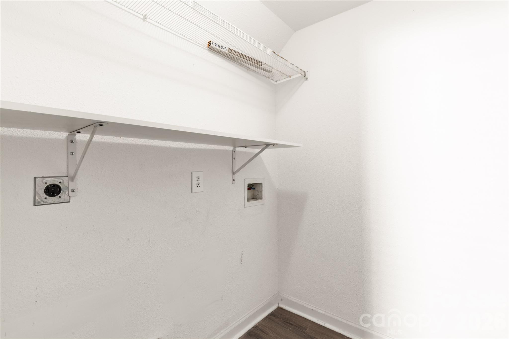 952 Olde Towne Way Property Photo 21
