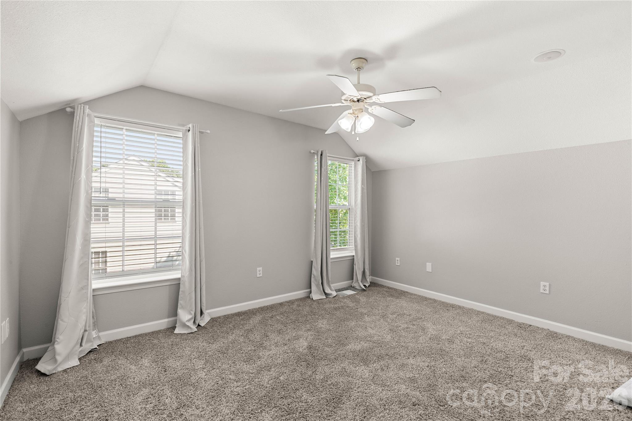 952 Olde Towne Way Property Photo 23
