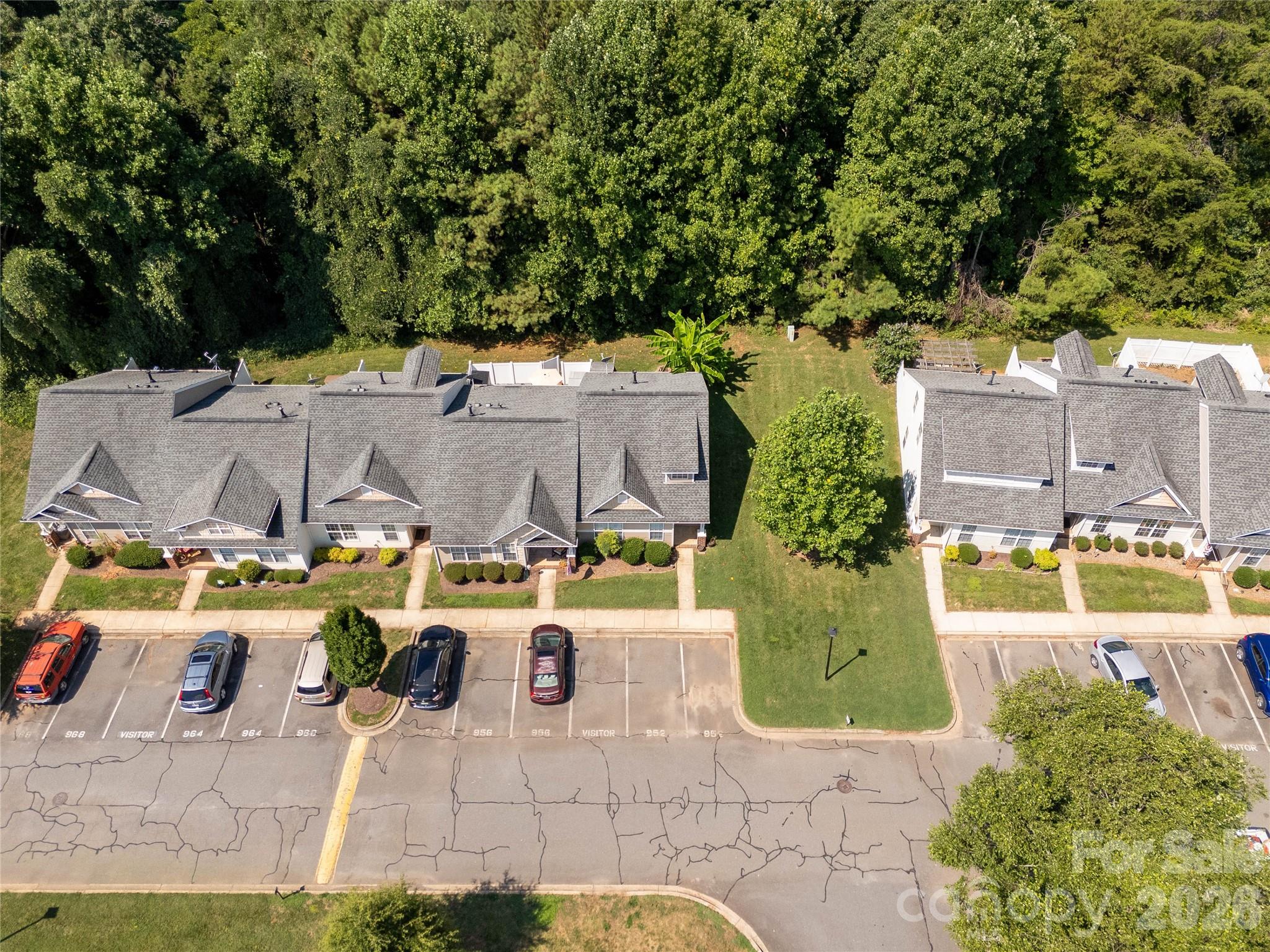 952 Olde Towne Way Property Photo 32