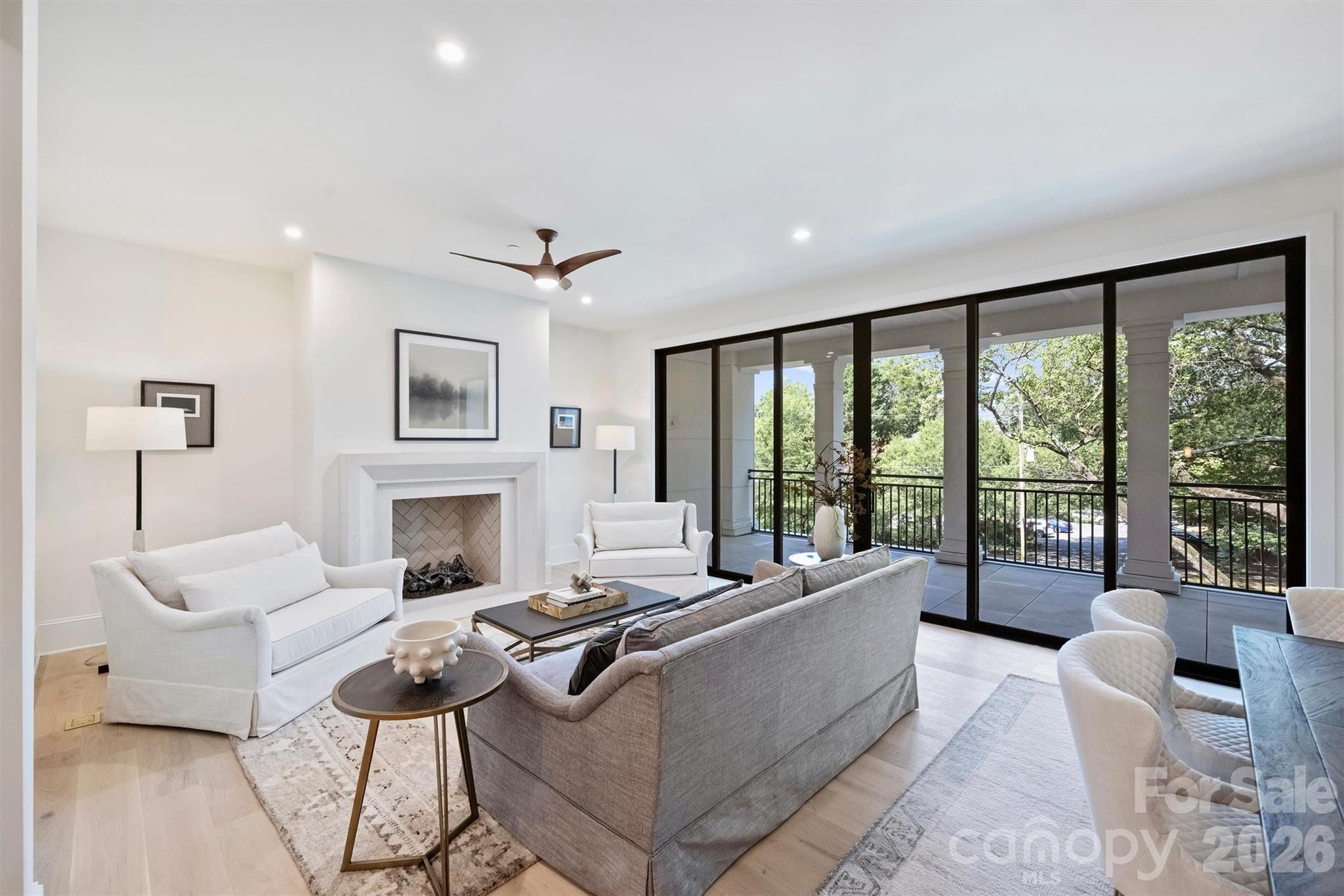 409 Queens Road 301 Property Photo 20