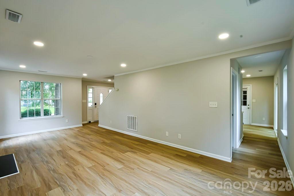 6020 Running Deer Road Property Photo 3