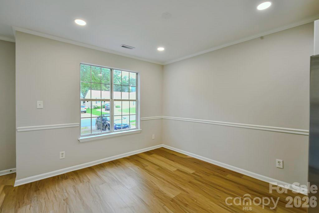 6020 Running Deer Road Property Photo 8