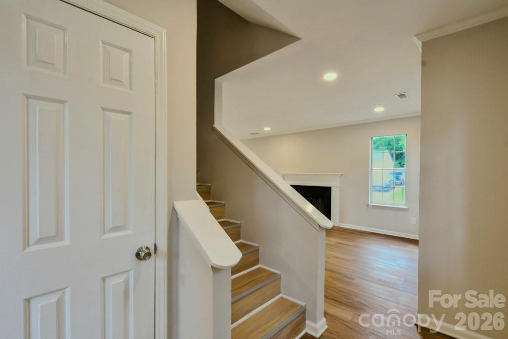6020 Running Deer Road Property Photo 9