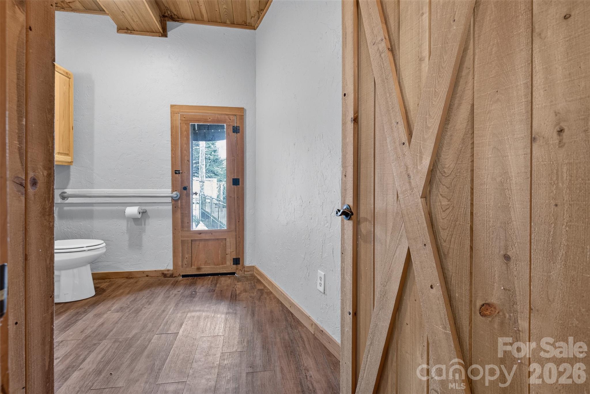 200 E Rutherford Street Property Photo 37