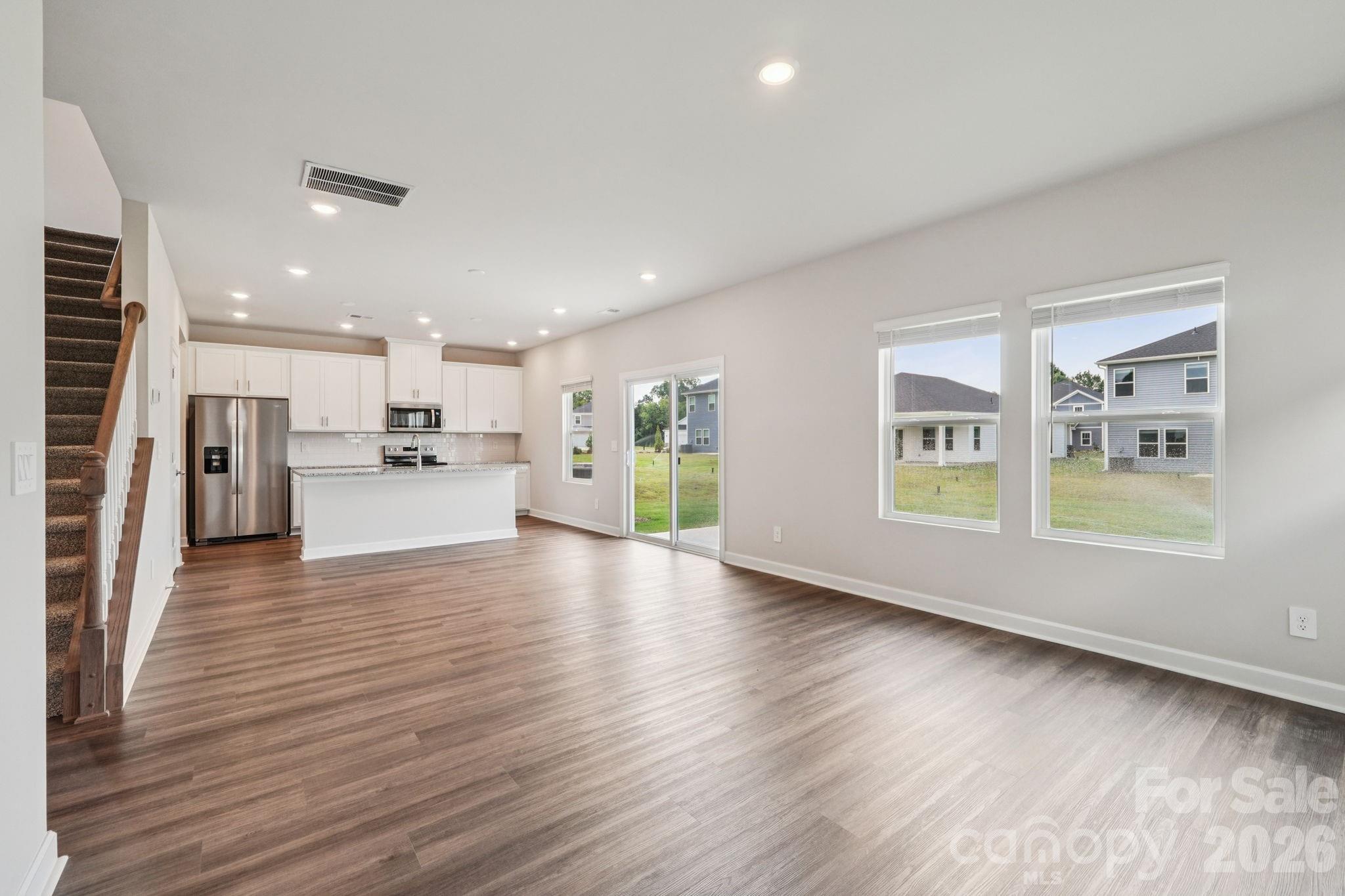1604 Harper Landing Boulevard Property Photo 9