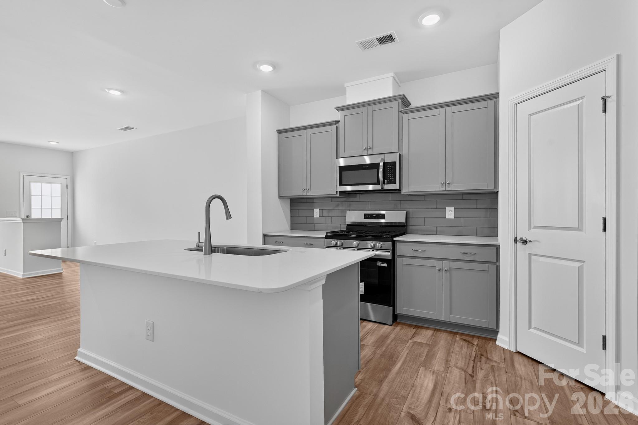 9427 Old Dowd Road 158 Property Photo 3