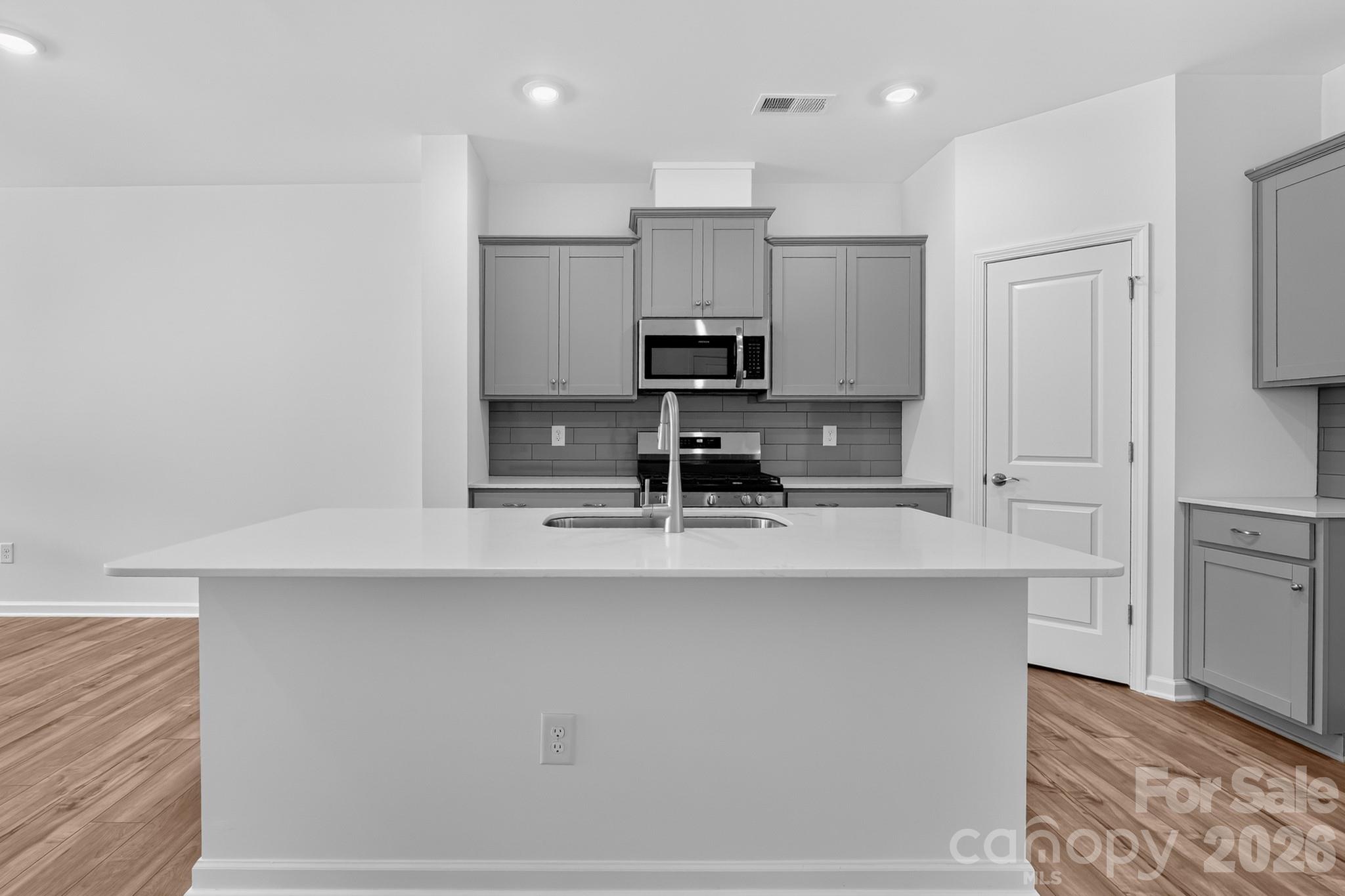 9427 Old Dowd Road 158 Property Photo 4