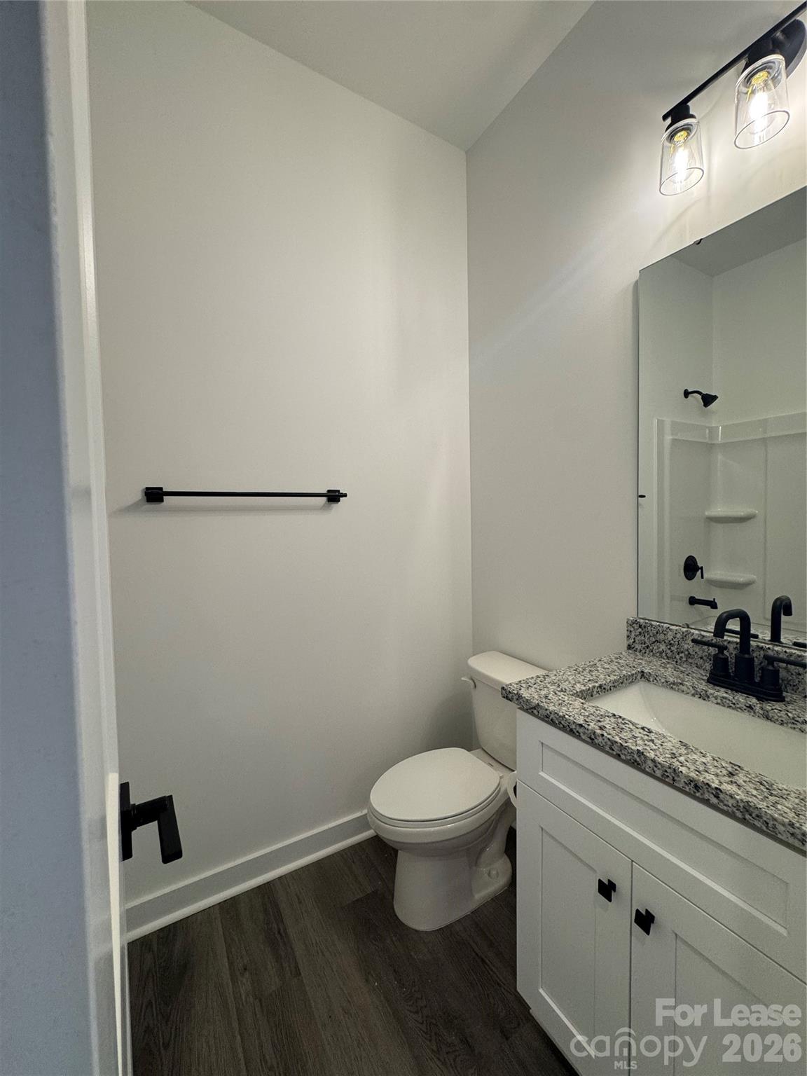 331 E Lowrance Avenue Property Photo 8