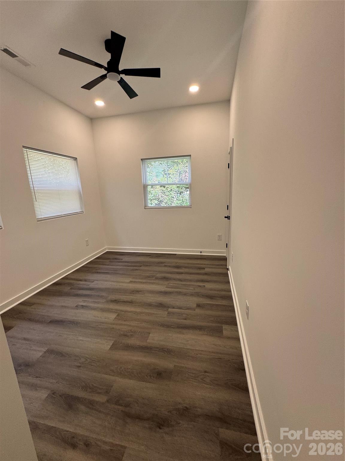 331 E Lowrance Avenue Property Photo 13