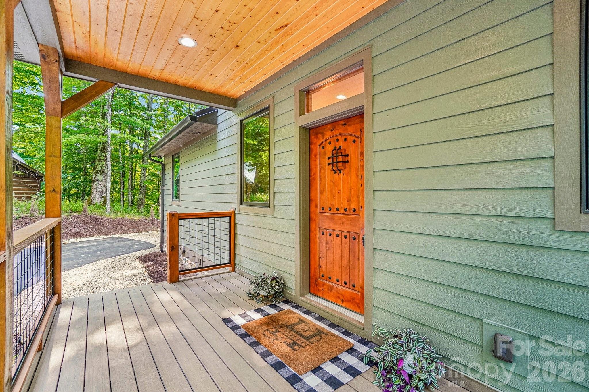 1067 English Ridge Drive Property Photo 9