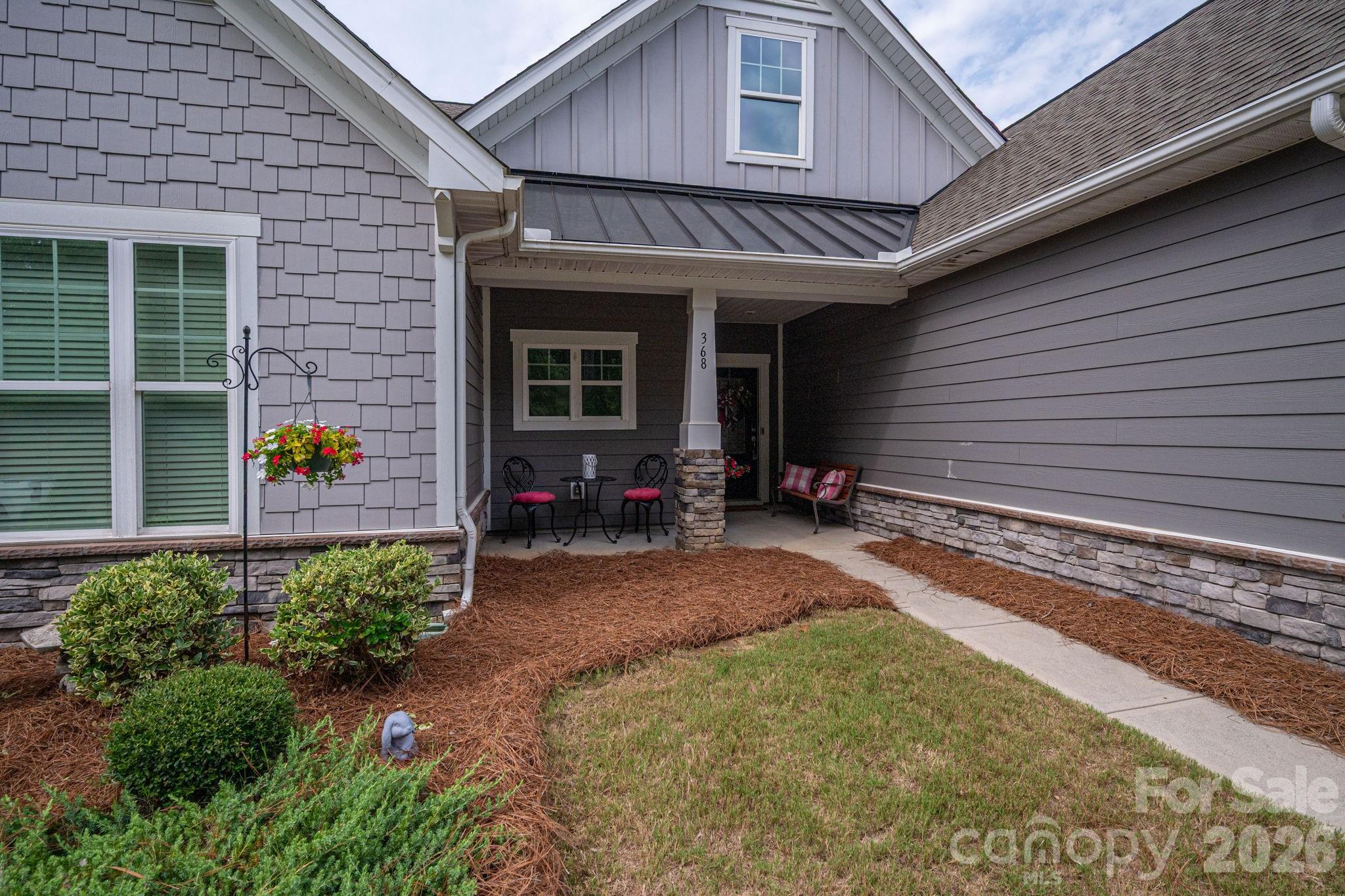 368 Picasso Trail Property Photo 2