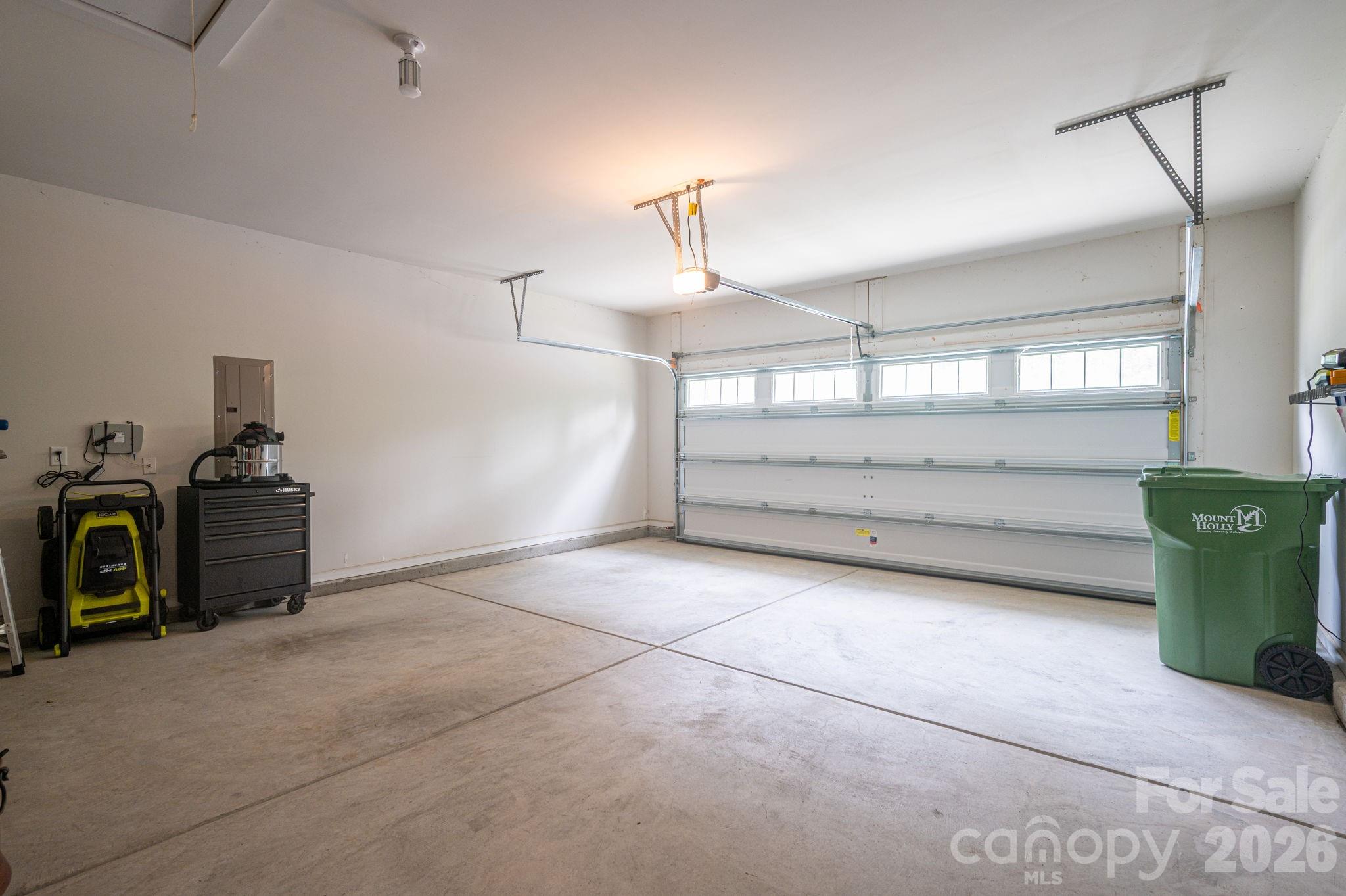368 Picasso Trail Property Photo 31