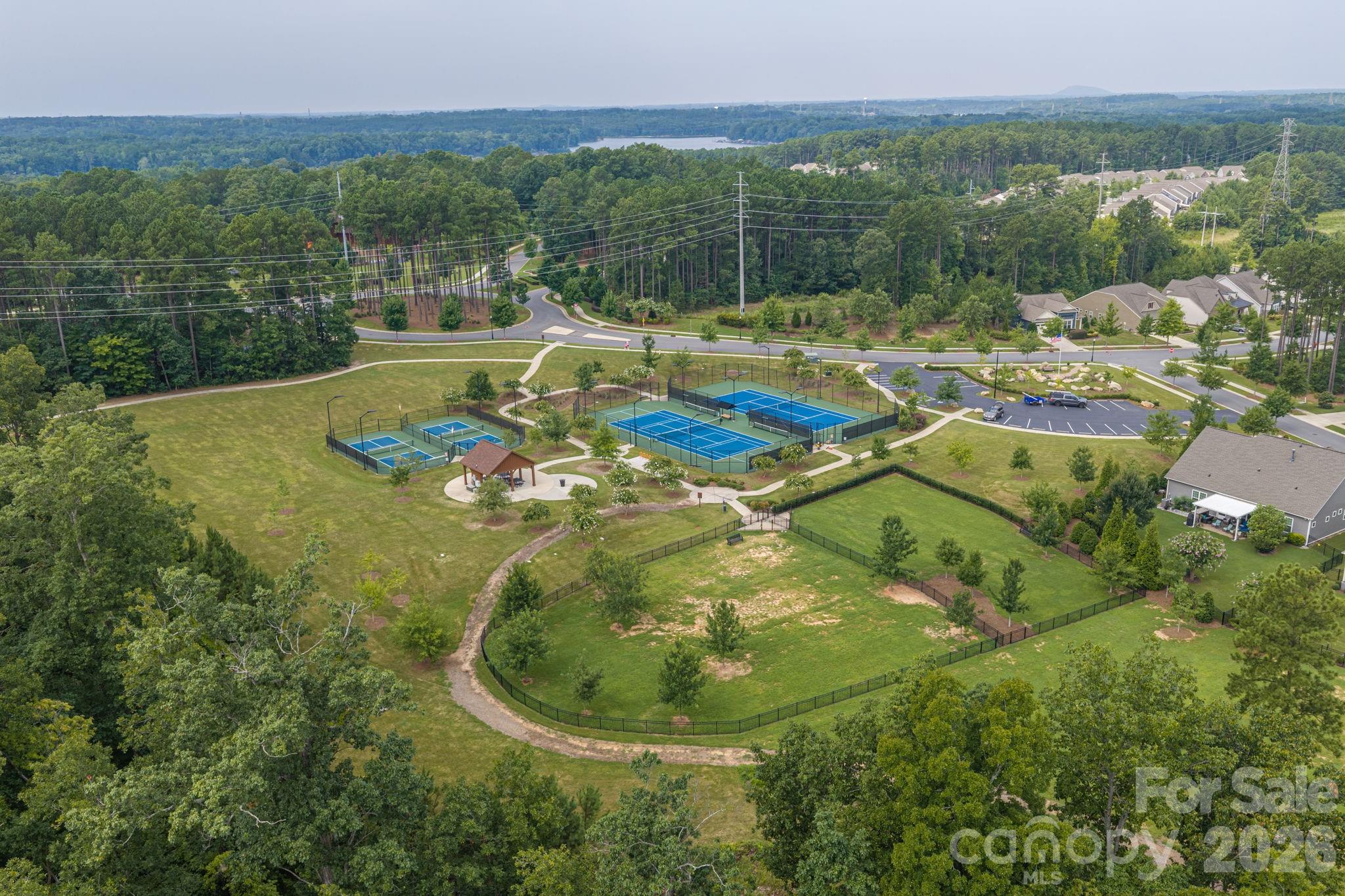 368 Picasso Trail Property Photo 43