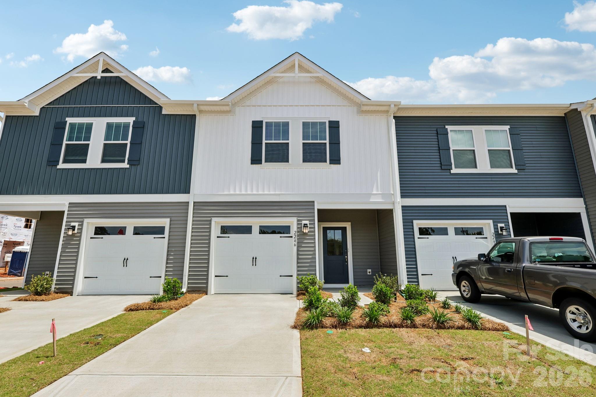 1131 Rosetta Drive Property Photo 1