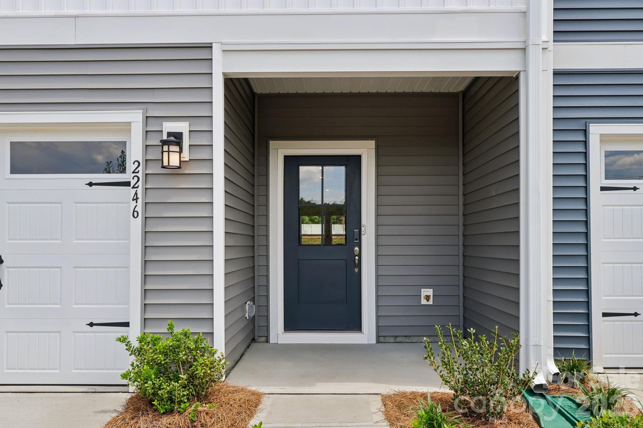 1131 Rosetta Drive Property Photo 2