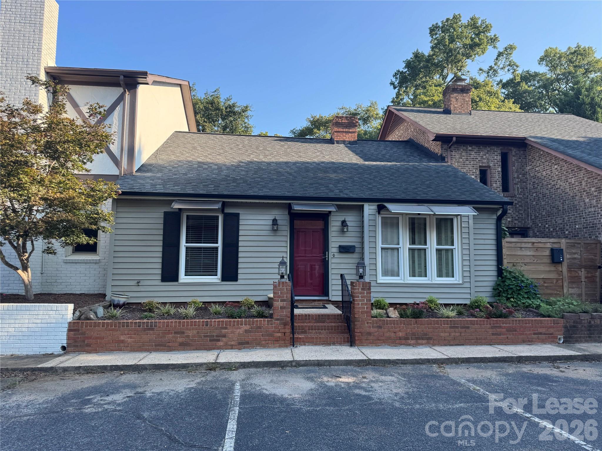 91 Edgemont Avenue 4 Property Photo 1