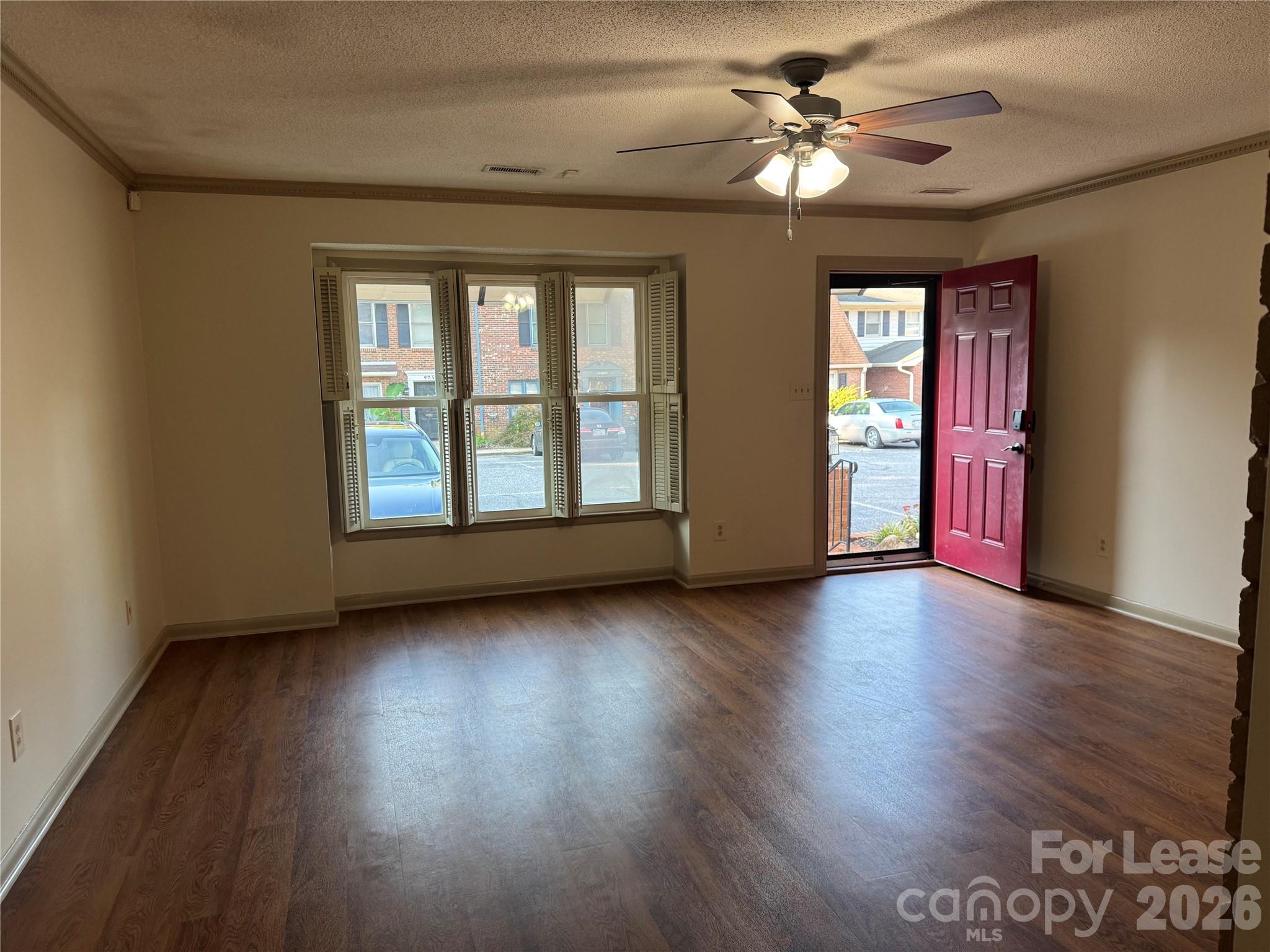 91 Edgemont Avenue 4 Property Photo 4