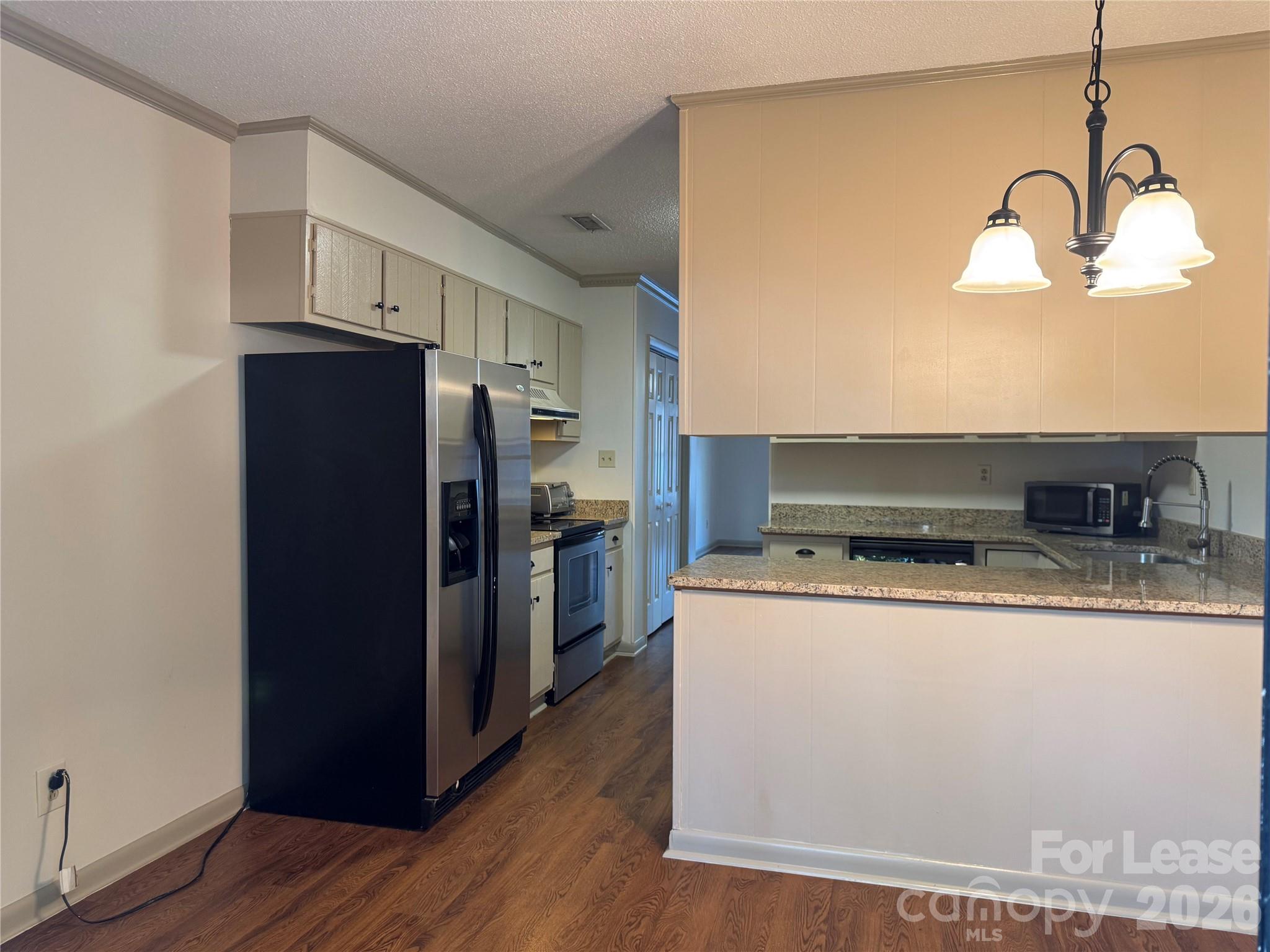 91 Edgemont Avenue 4 Property Photo 14