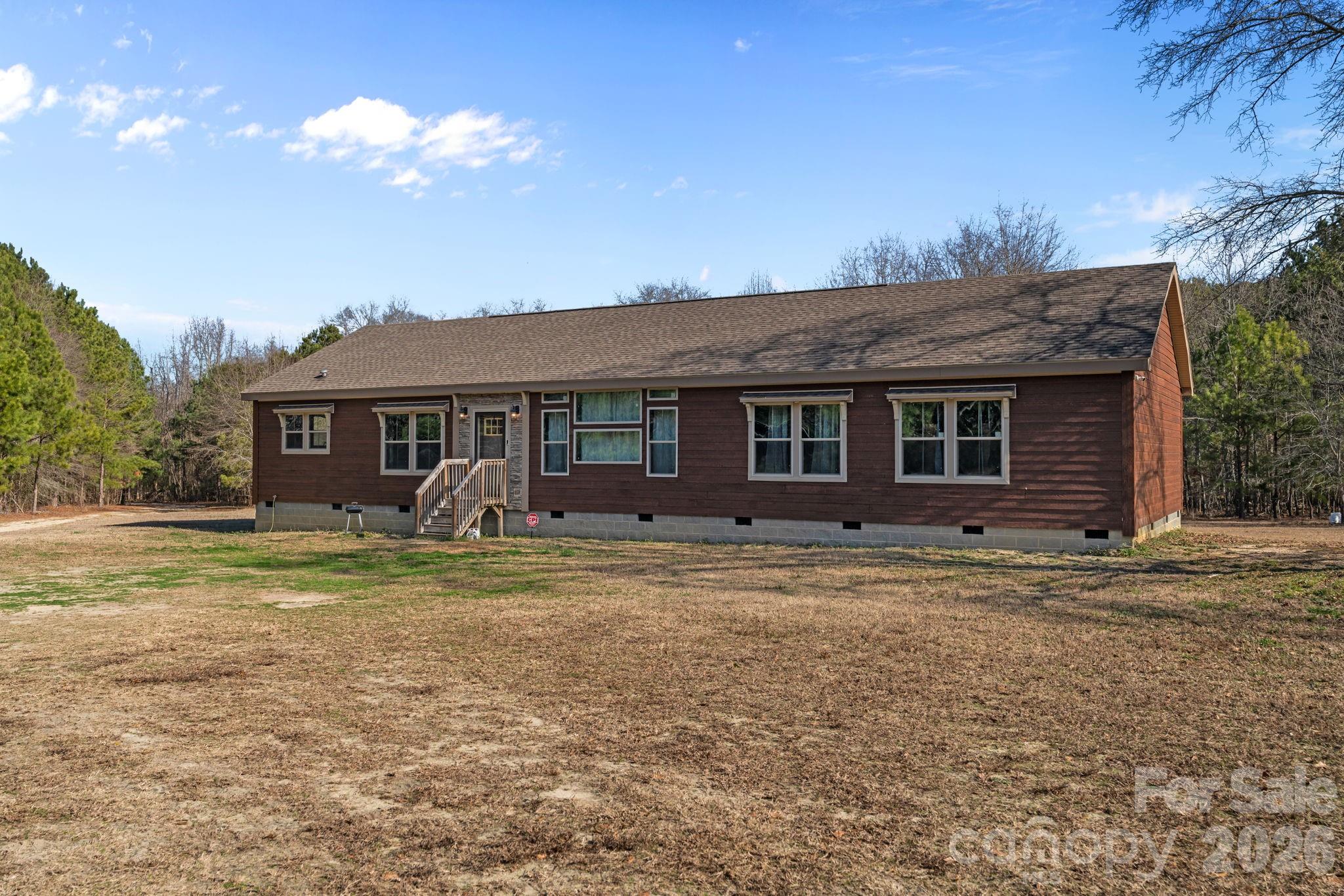 812 Mclendon Road Property Photo 1