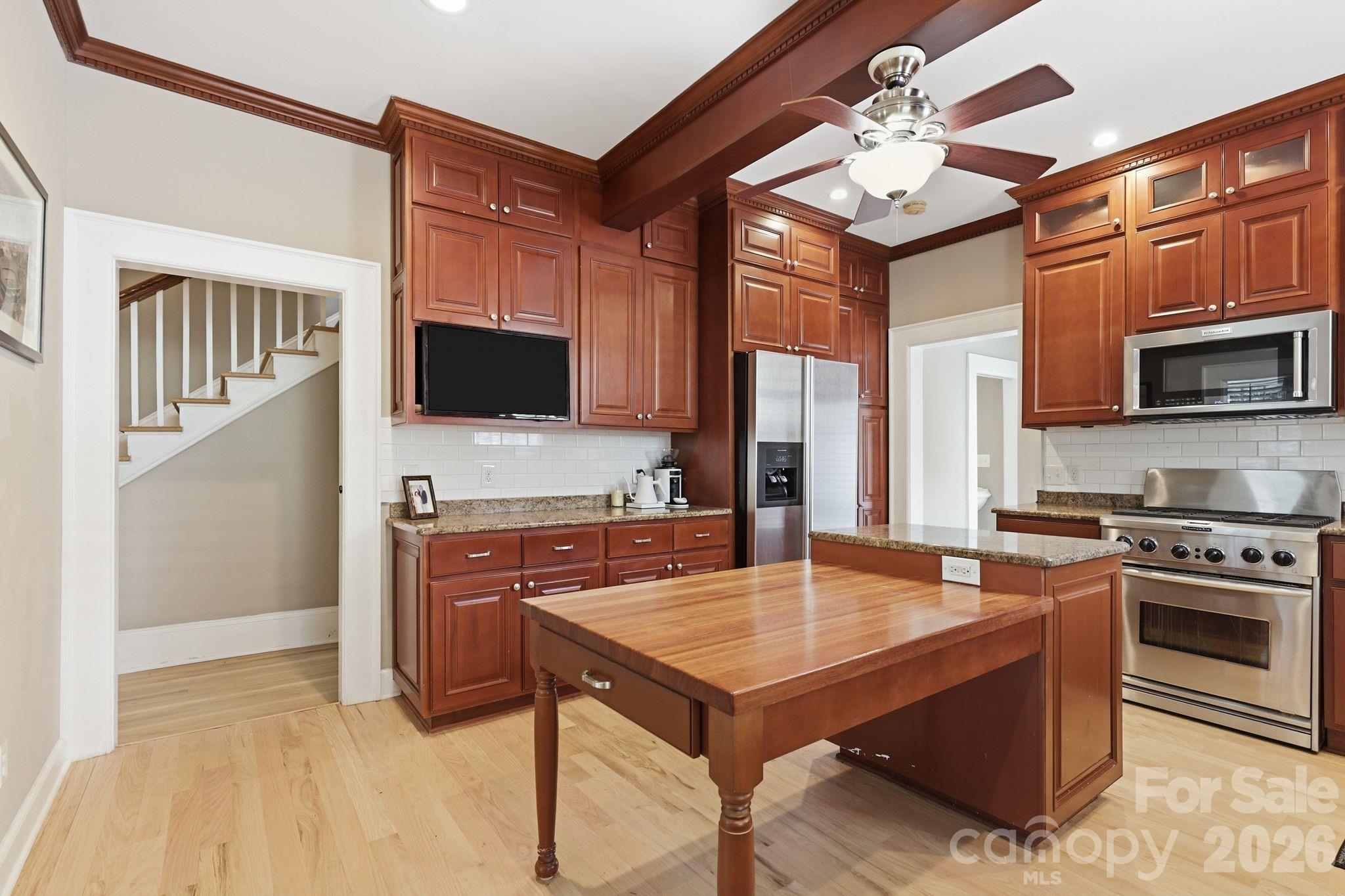 46 Nw Marsh Avenue Property Photo 11