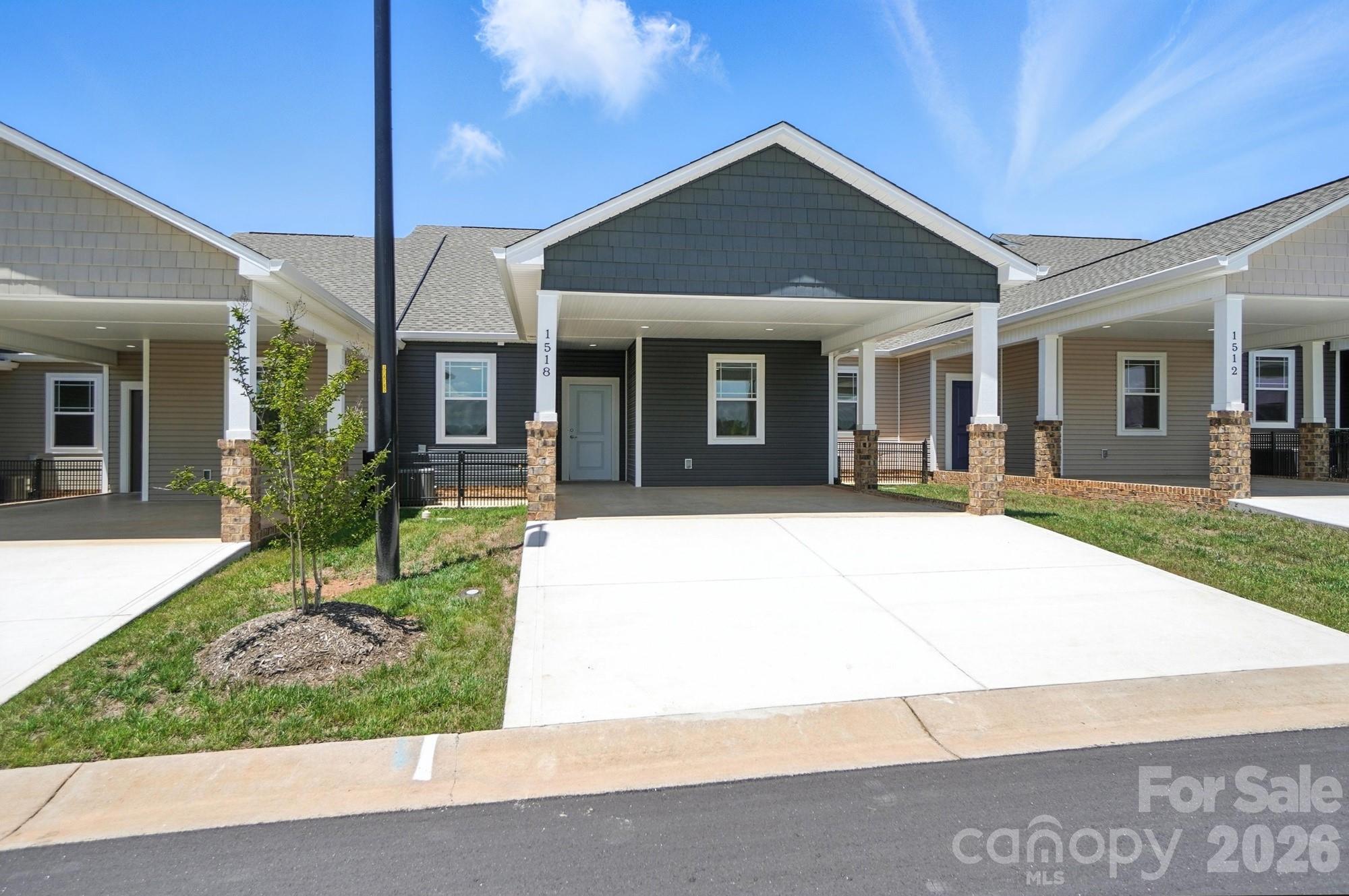 1518 29th Street Property Photo 1