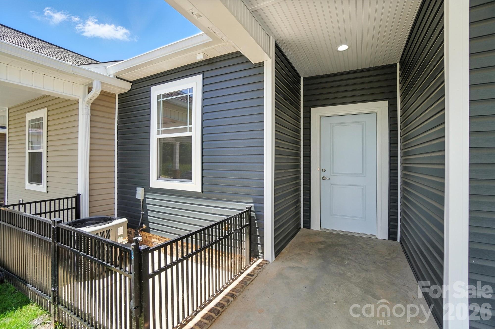 1518 29th Street Property Photo 4