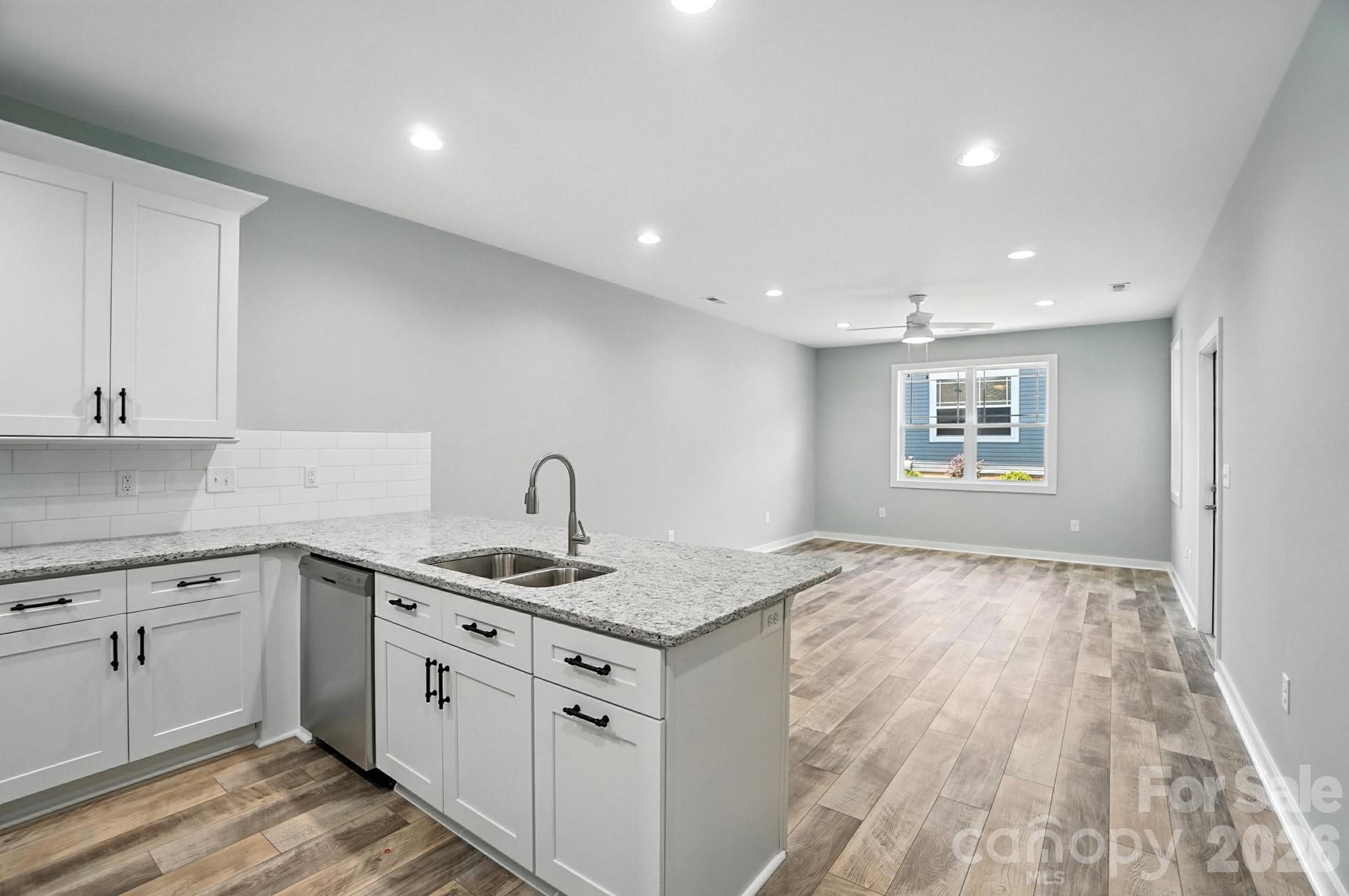 1518 29th Street Property Photo 7