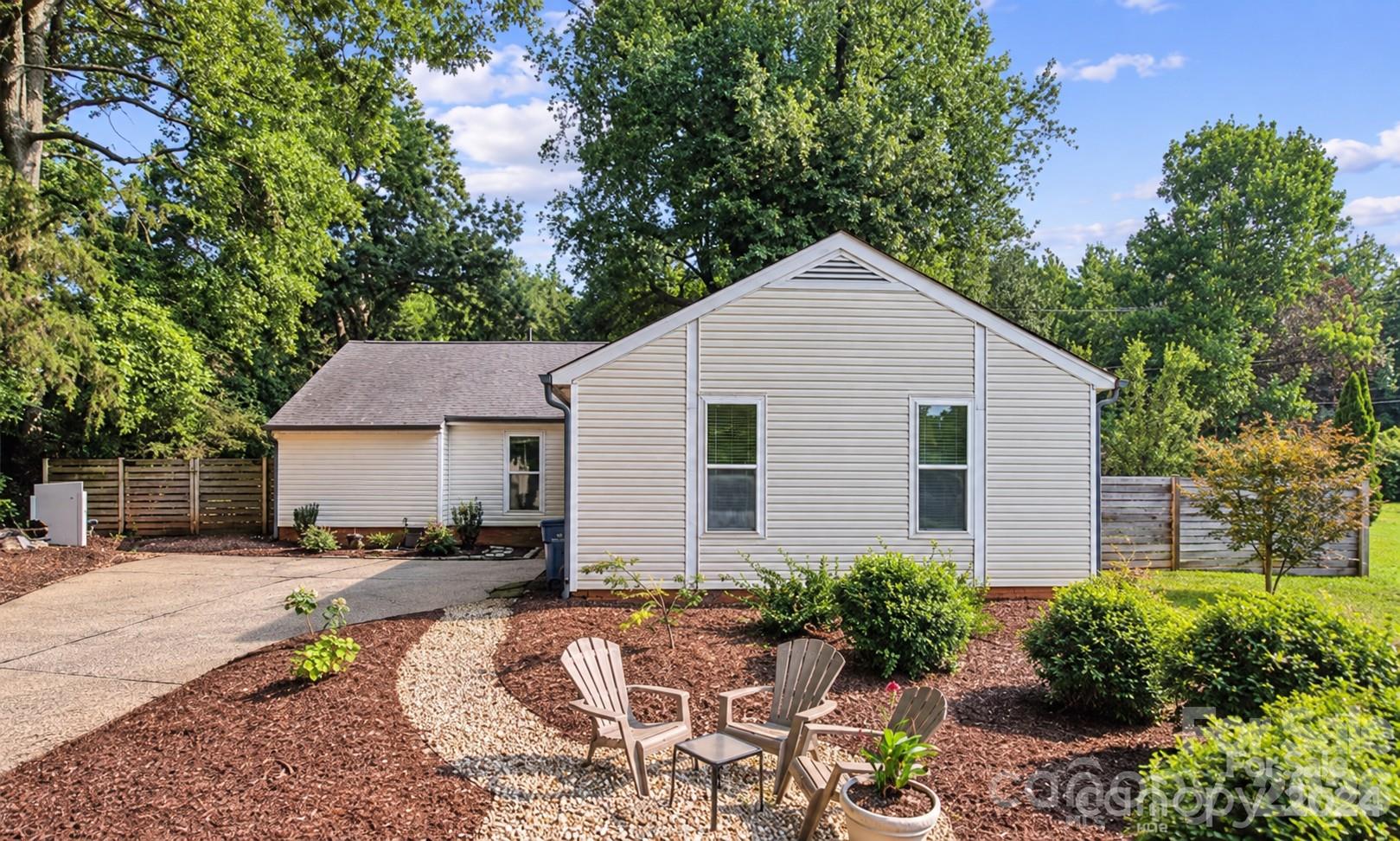 3554 Jared Court Property Photo 1