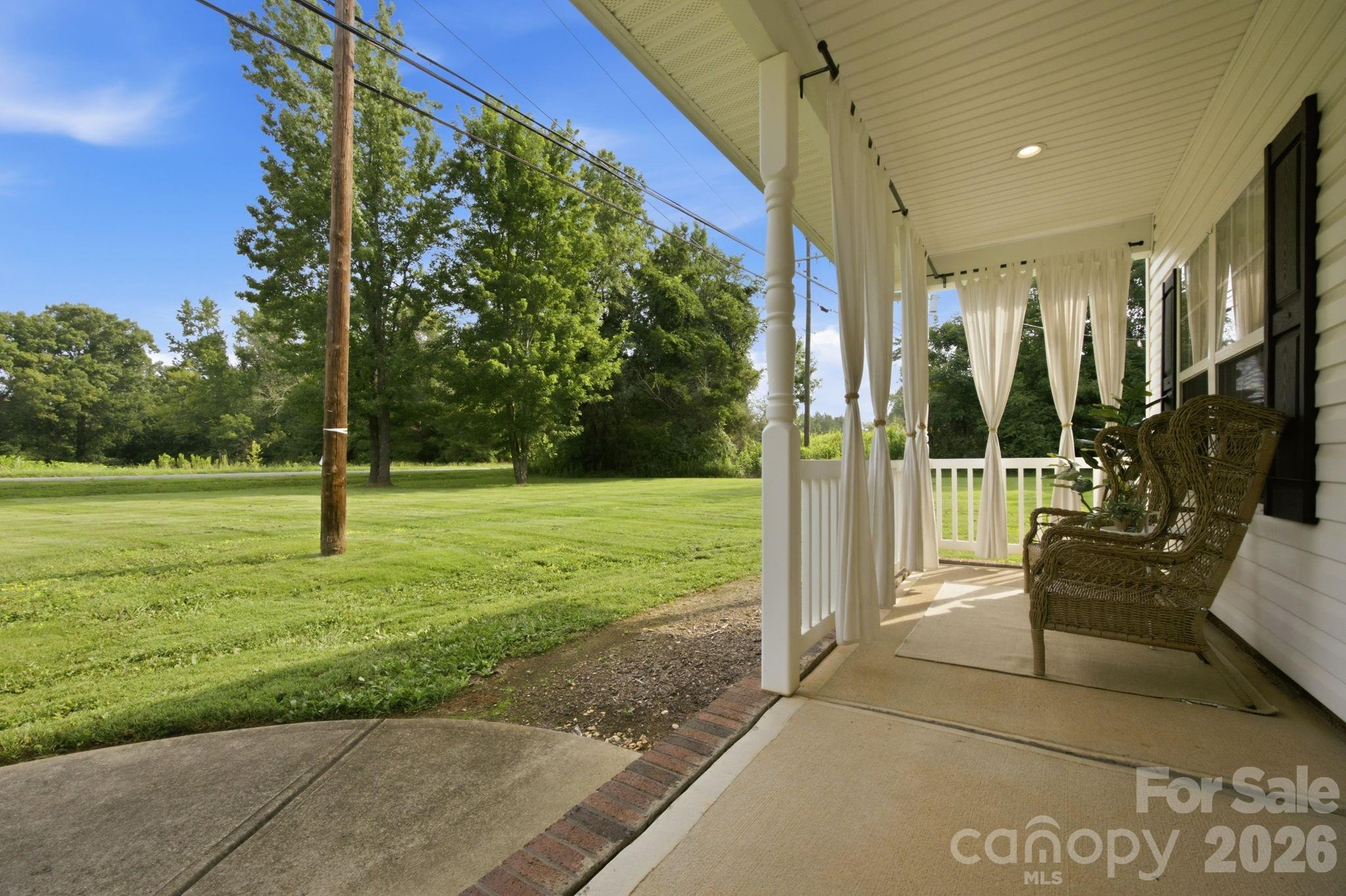 9552 Brief Road Property Photo 10