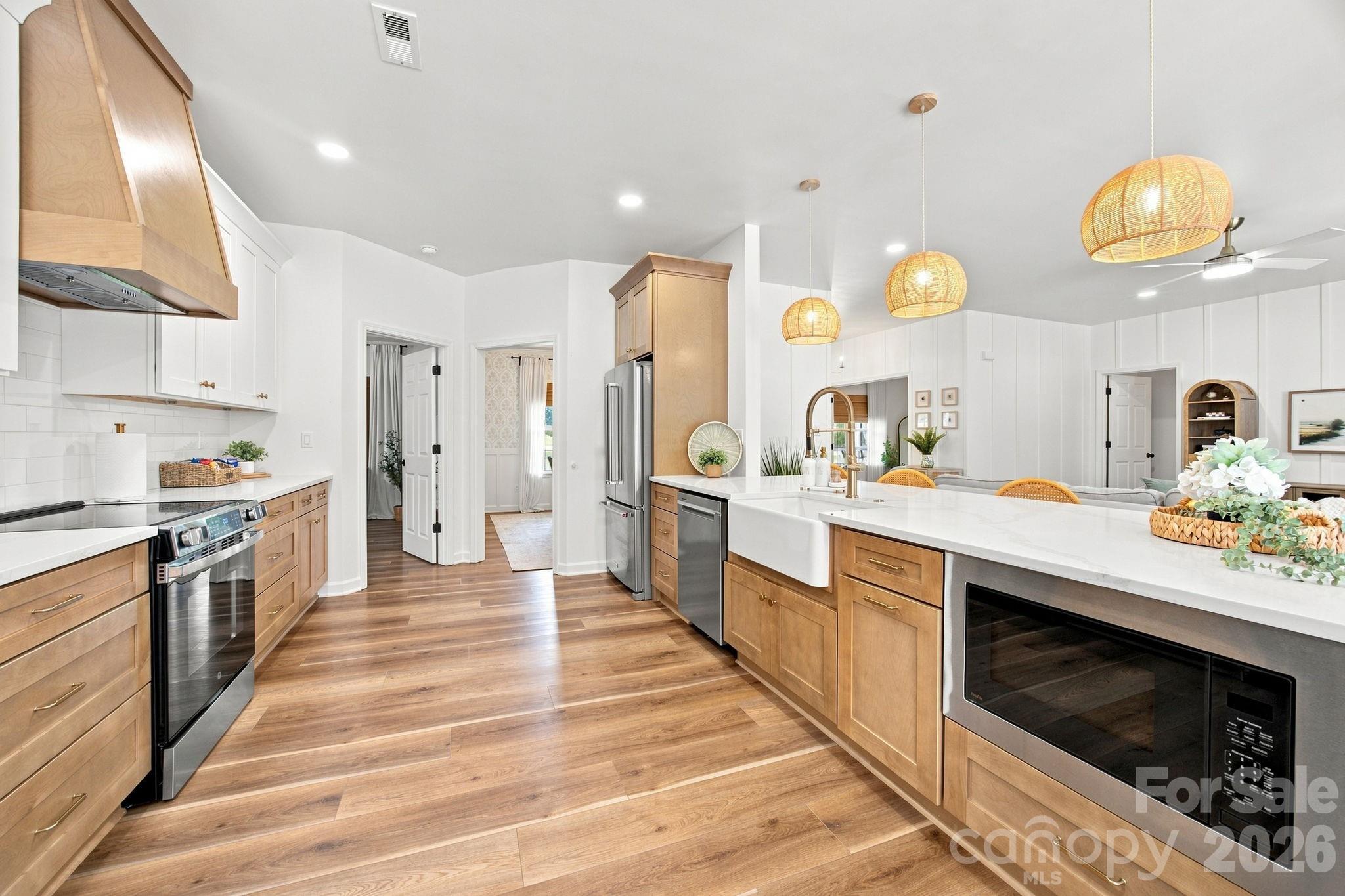 9552 Brief Road Property Photo 32