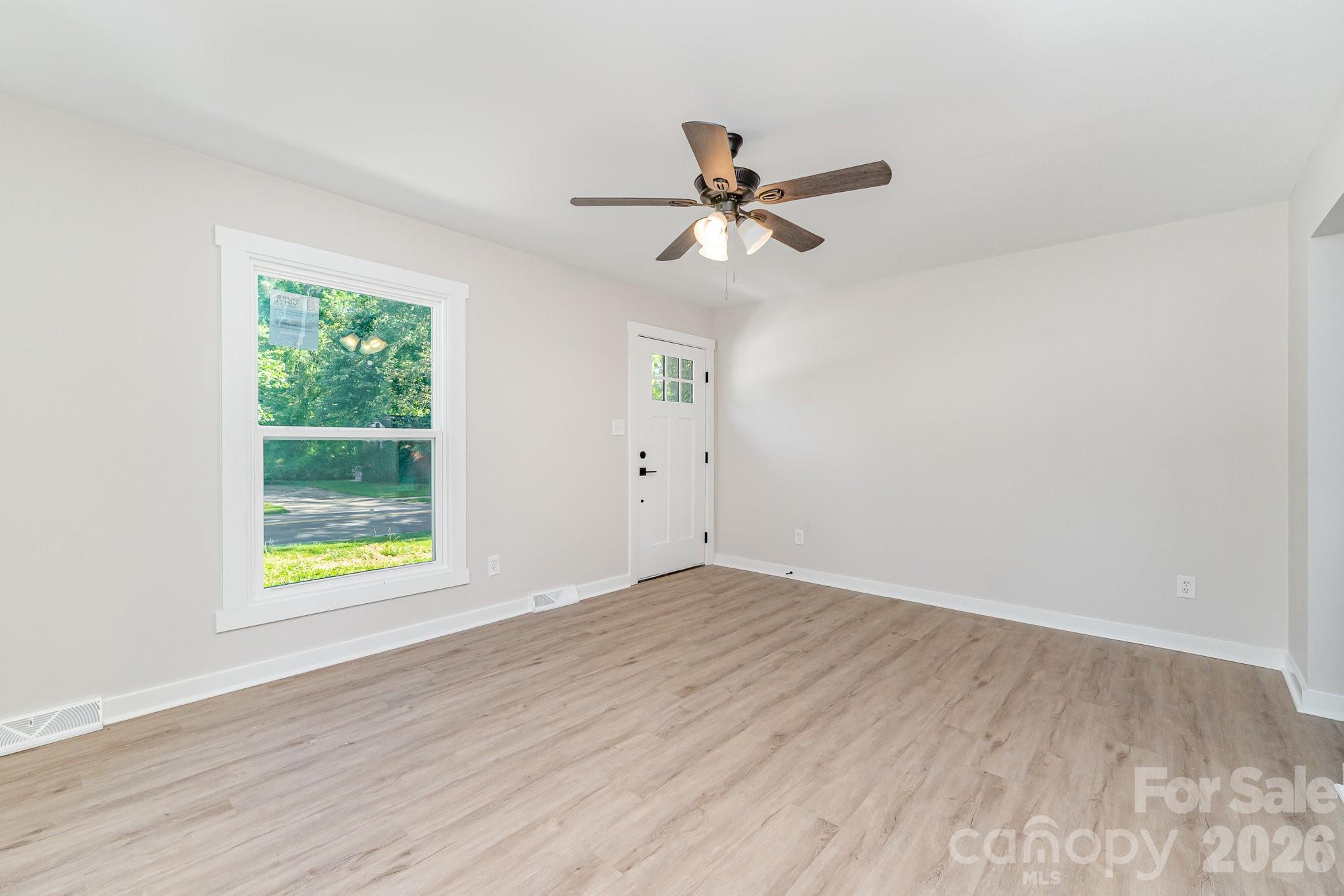 6557 Covecreek Drive Property Photo 7