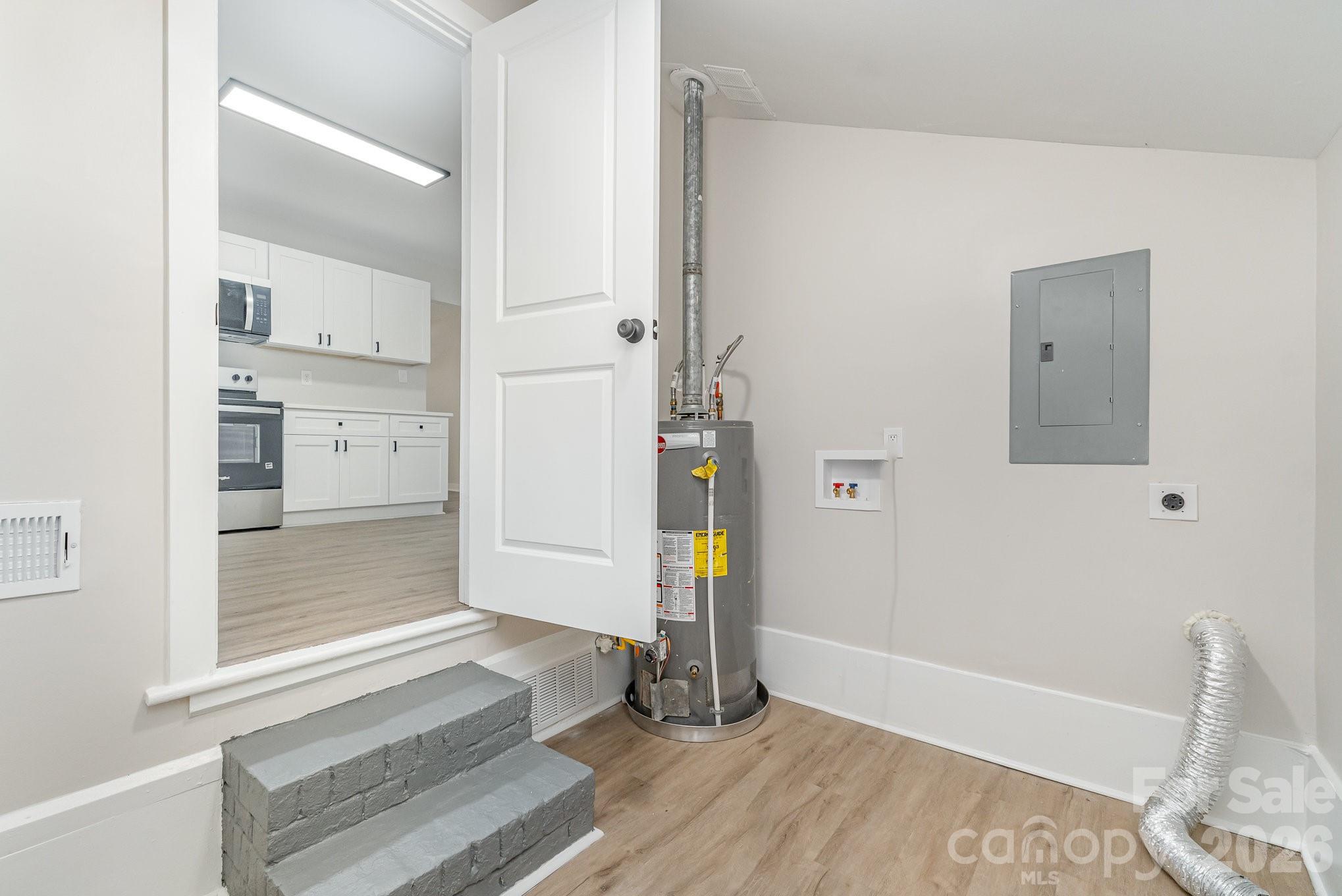 6557 Covecreek Drive Property Photo 14