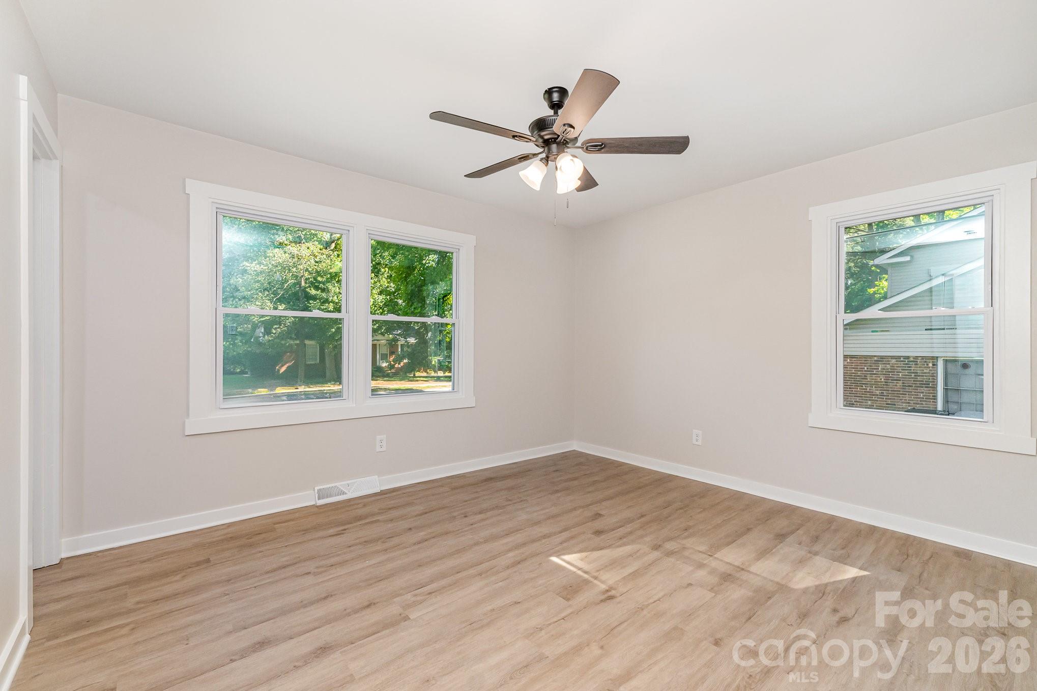 6557 Covecreek Drive Property Photo 15