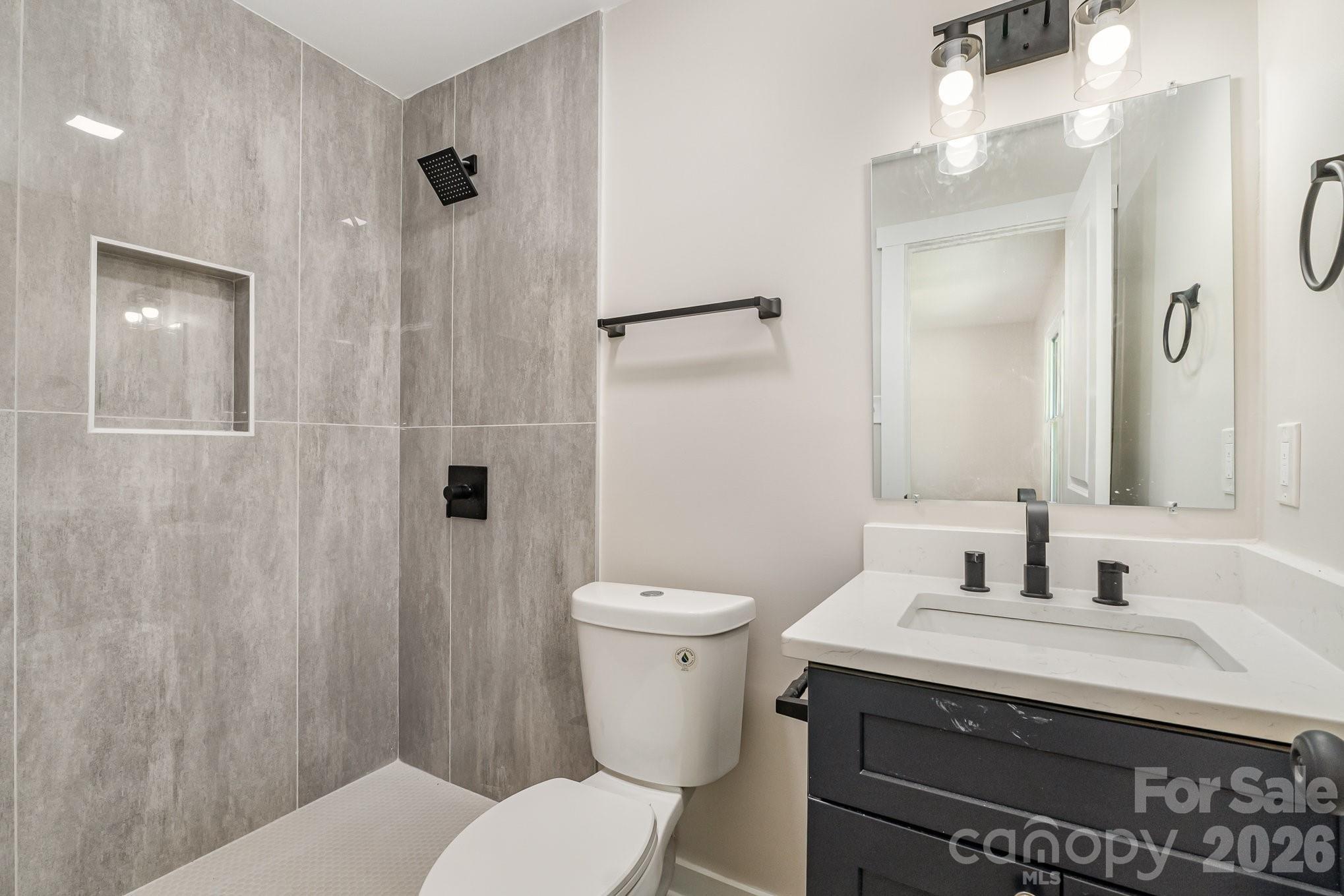 6557 Covecreek Drive Property Photo 17