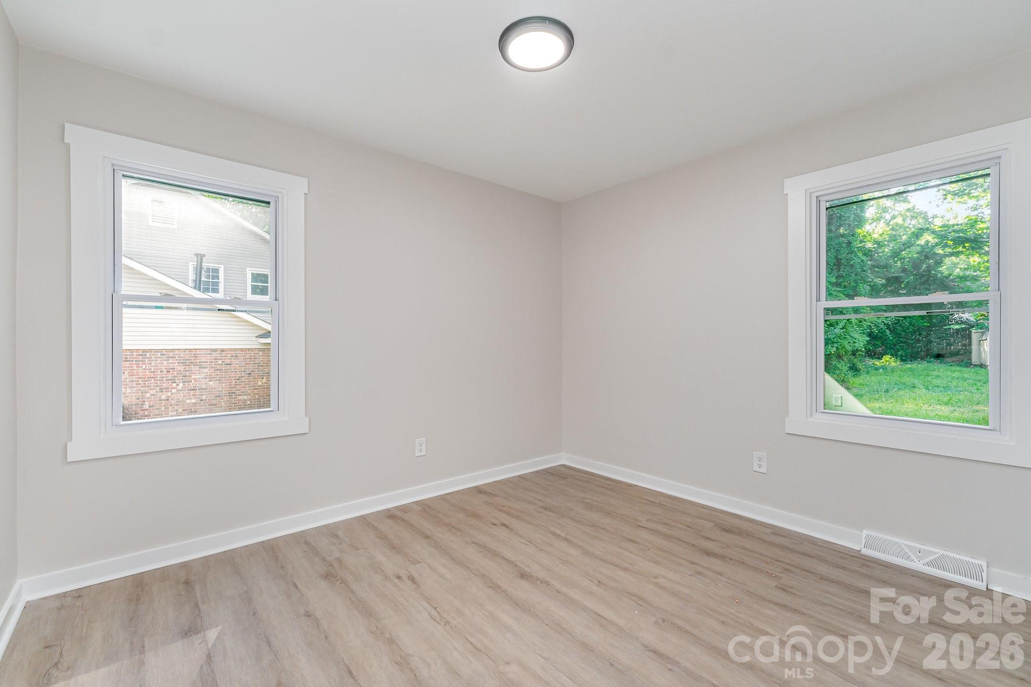 6557 Covecreek Drive Property Photo 18