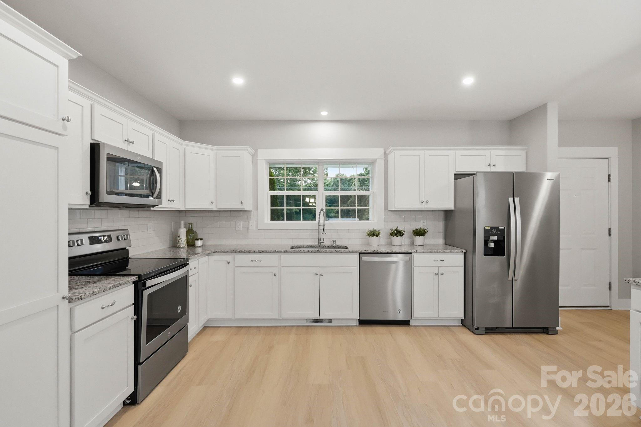 4888 Slanting Bridge Road Property Photo 9