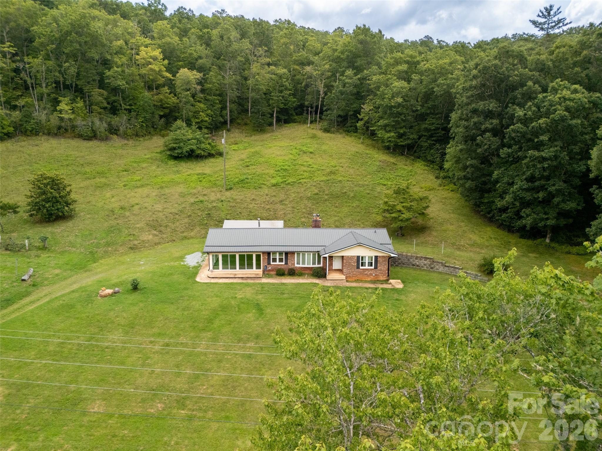 821 Tanasee Gap Road Property Photo 1