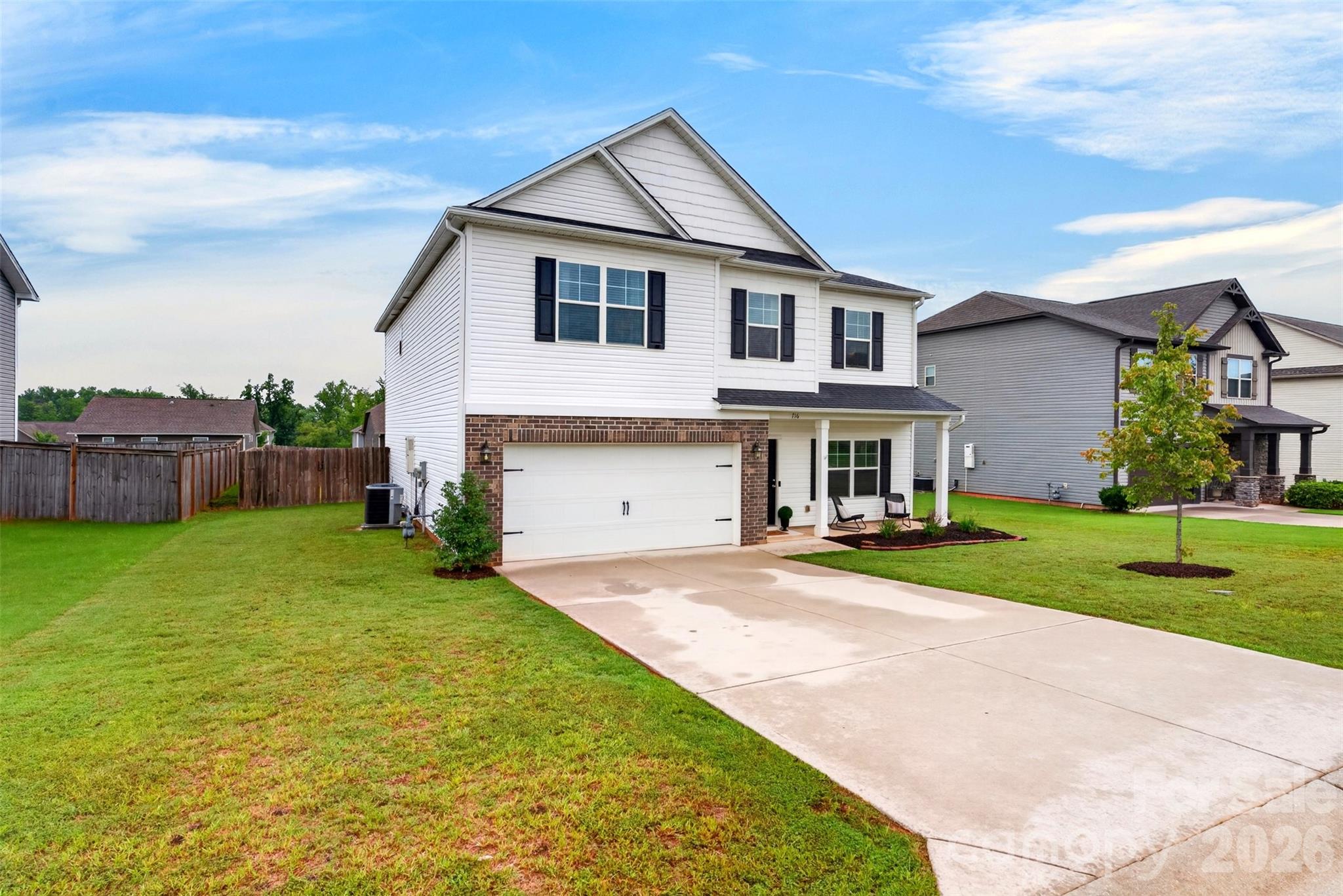 716 Stilmore Drive Property Photo 4